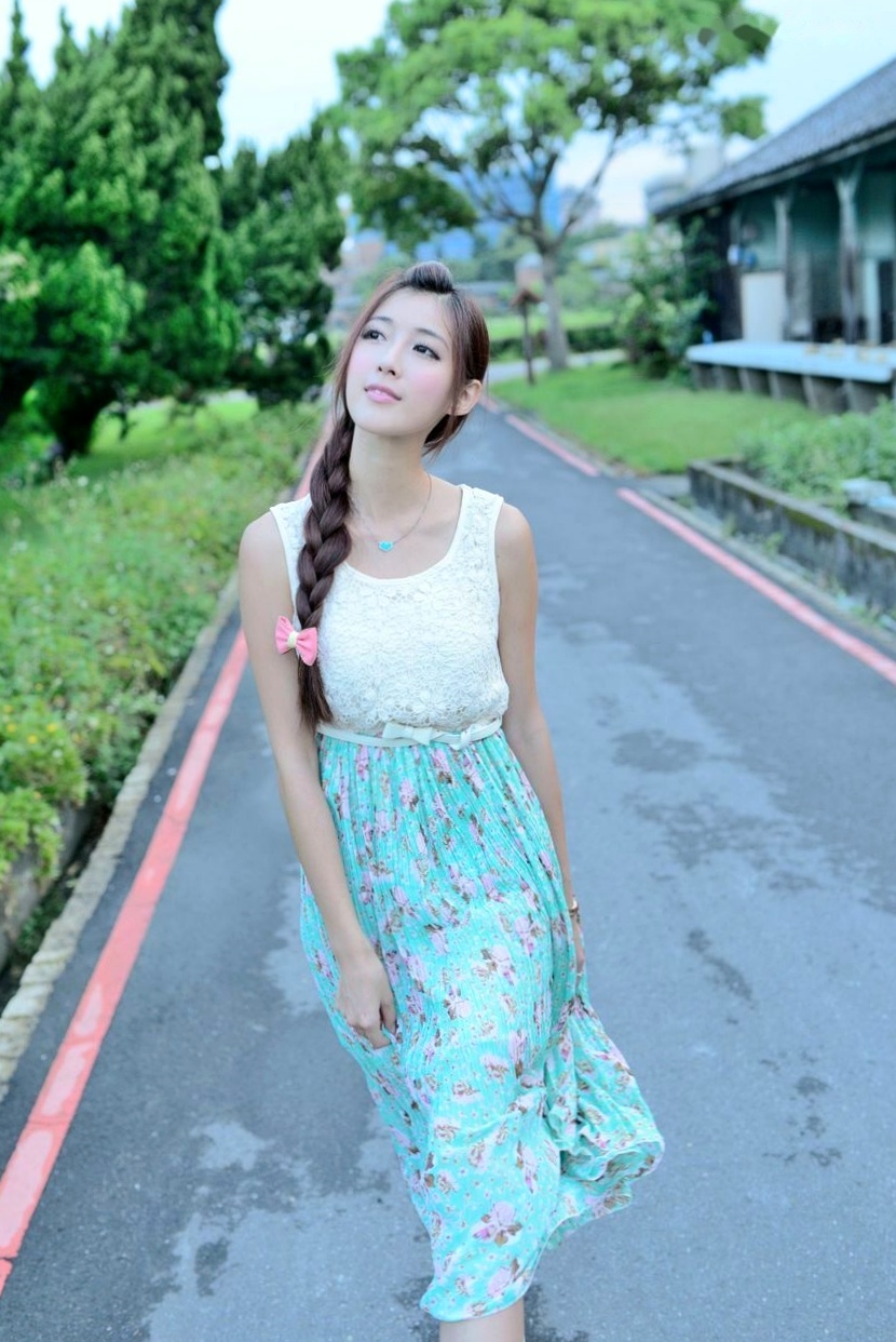 Gallery - 台湾正妹Kila晶晶/金允乔：清纯田园风碎花长裙户外治愈系写真台湾户外清新治愈系气质 女神私房照_秀色女神 - image 46