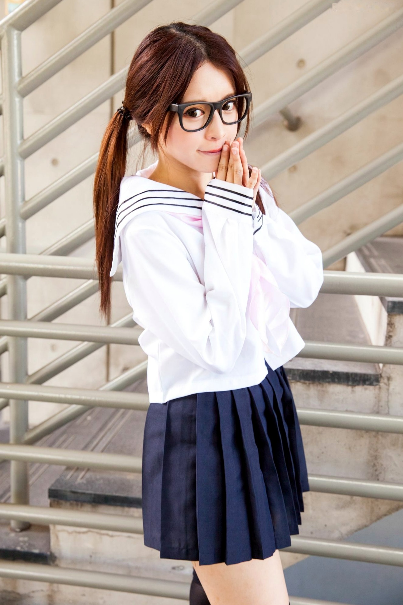 Gallery - 台湾正妹张齐郡JULIE《长筒袜校服少女》户外日系清新学生装写真集台湾清纯校服丝袜女神 女神私房照_秀色女神 - image 10