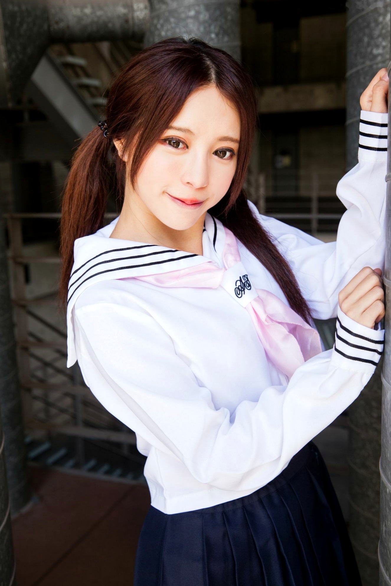 Gallery - 台湾正妹张齐郡JULIE《长筒袜校服少女》户外日系清新学生装写真集台湾清纯校服丝袜女神 女神私房照_秀色女神 - image 28