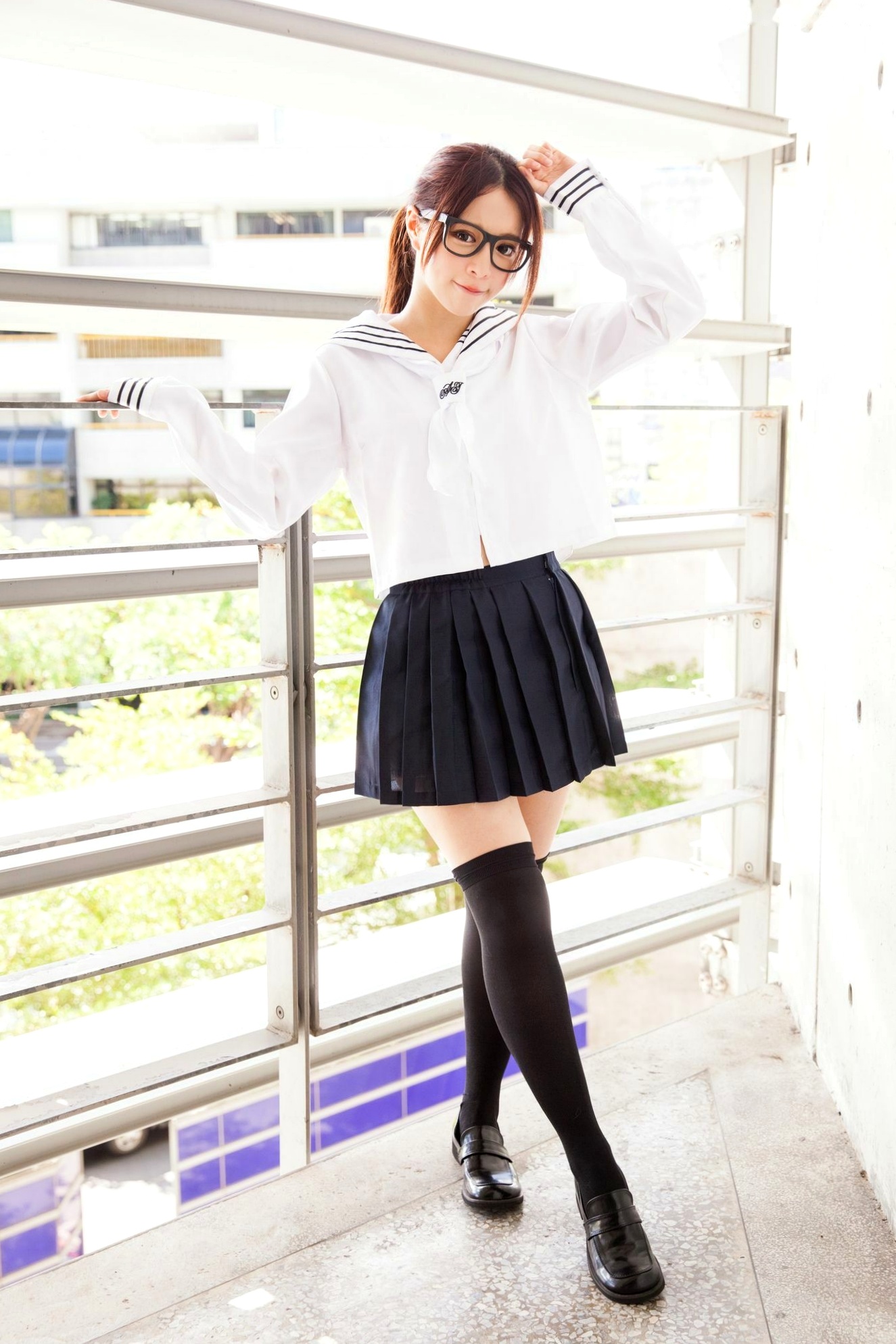 Gallery - 台湾正妹张齐郡JULIE《长筒袜校服少女》户外日系清新学生装写真集台湾清纯校服丝袜女神 女神私房照_秀色女神 - image 51