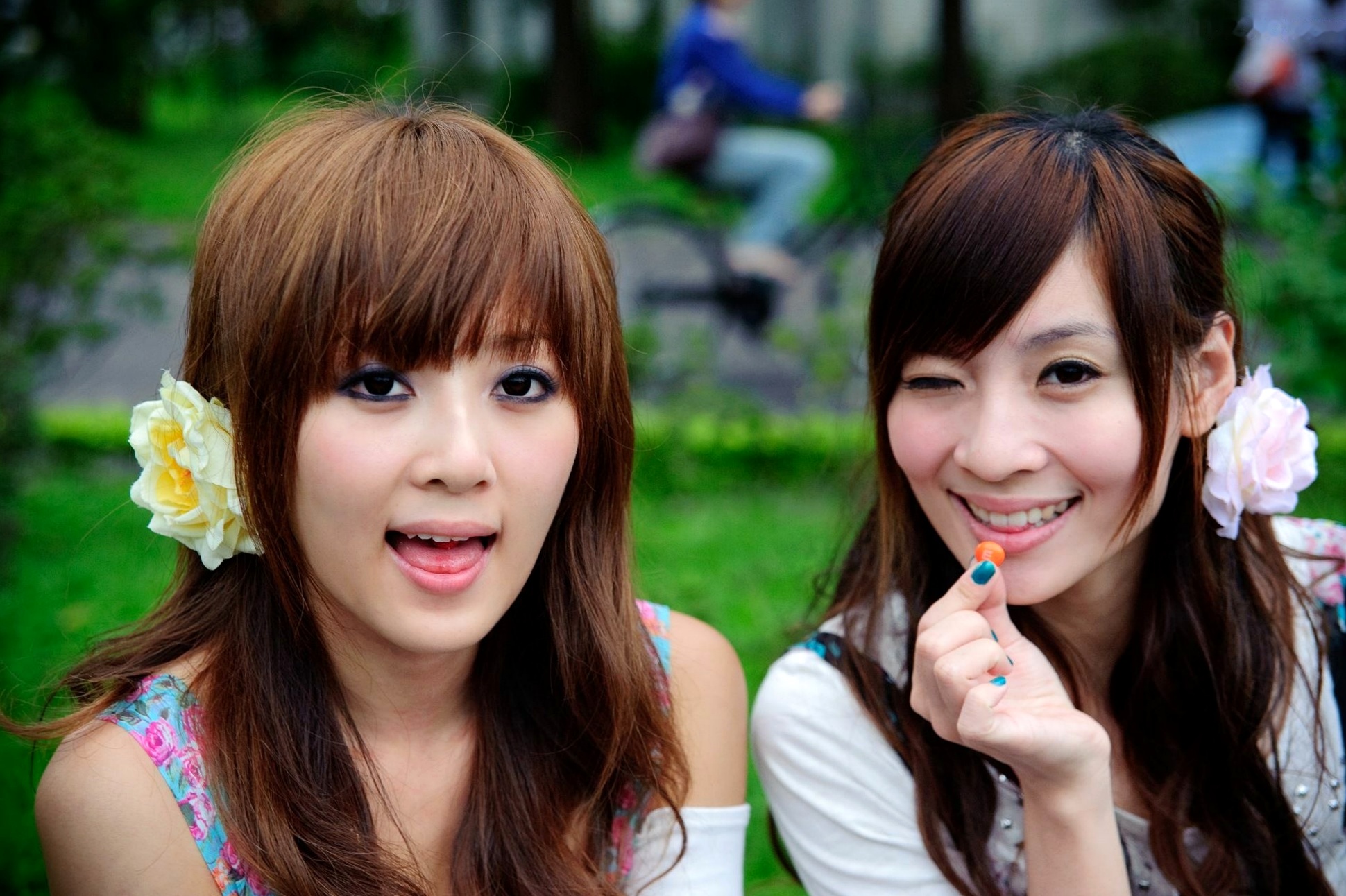 Gallery - 台湾正妹果子Mikako+Minako：台大校园户外写真，清新甜美森系少女园林风情台湾清新治愈系户外 女神私房照_秀色女神 - image 43