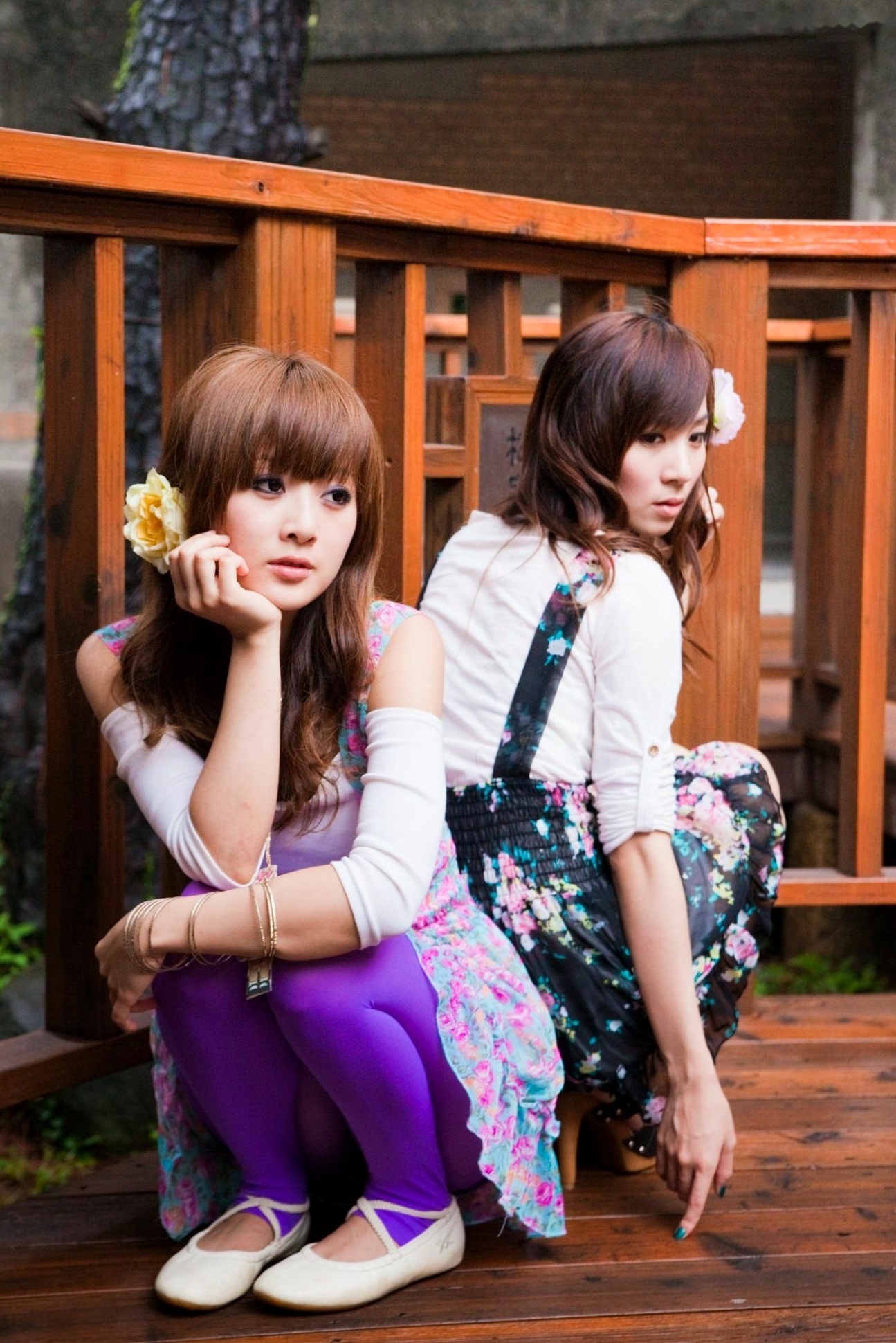 Gallery - 台湾正妹果子Mikako+Minako：台大校园户外写真，清新甜美森系少女园林风情台湾清新治愈系户外 女神私房照_秀色女神 - image 53