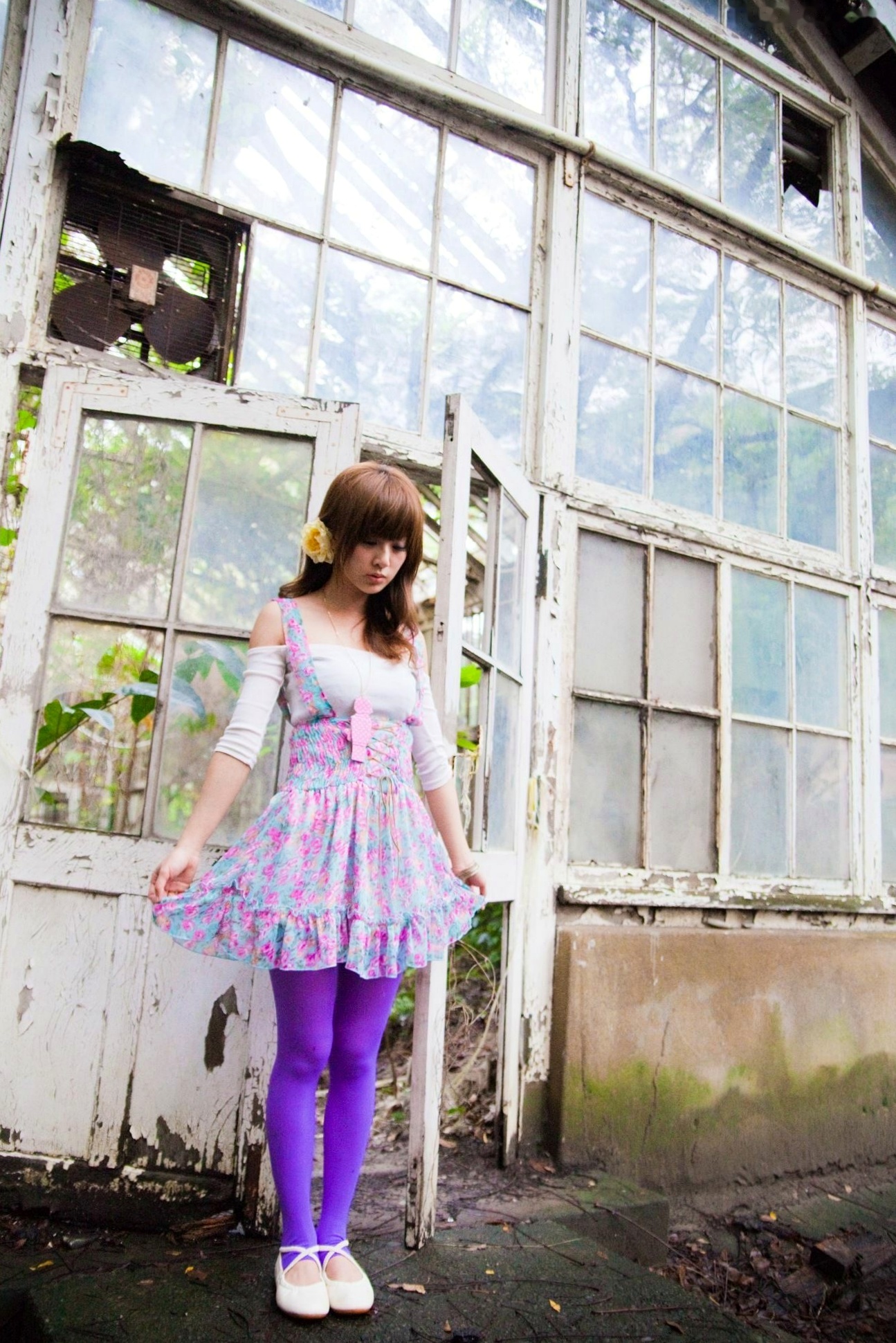 Gallery - 台湾正妹果子Mikako+Minako：台大校园户外写真，清新甜美森系少女园林风情台湾清新治愈系户外 女神私房照_秀色女神 - image 54