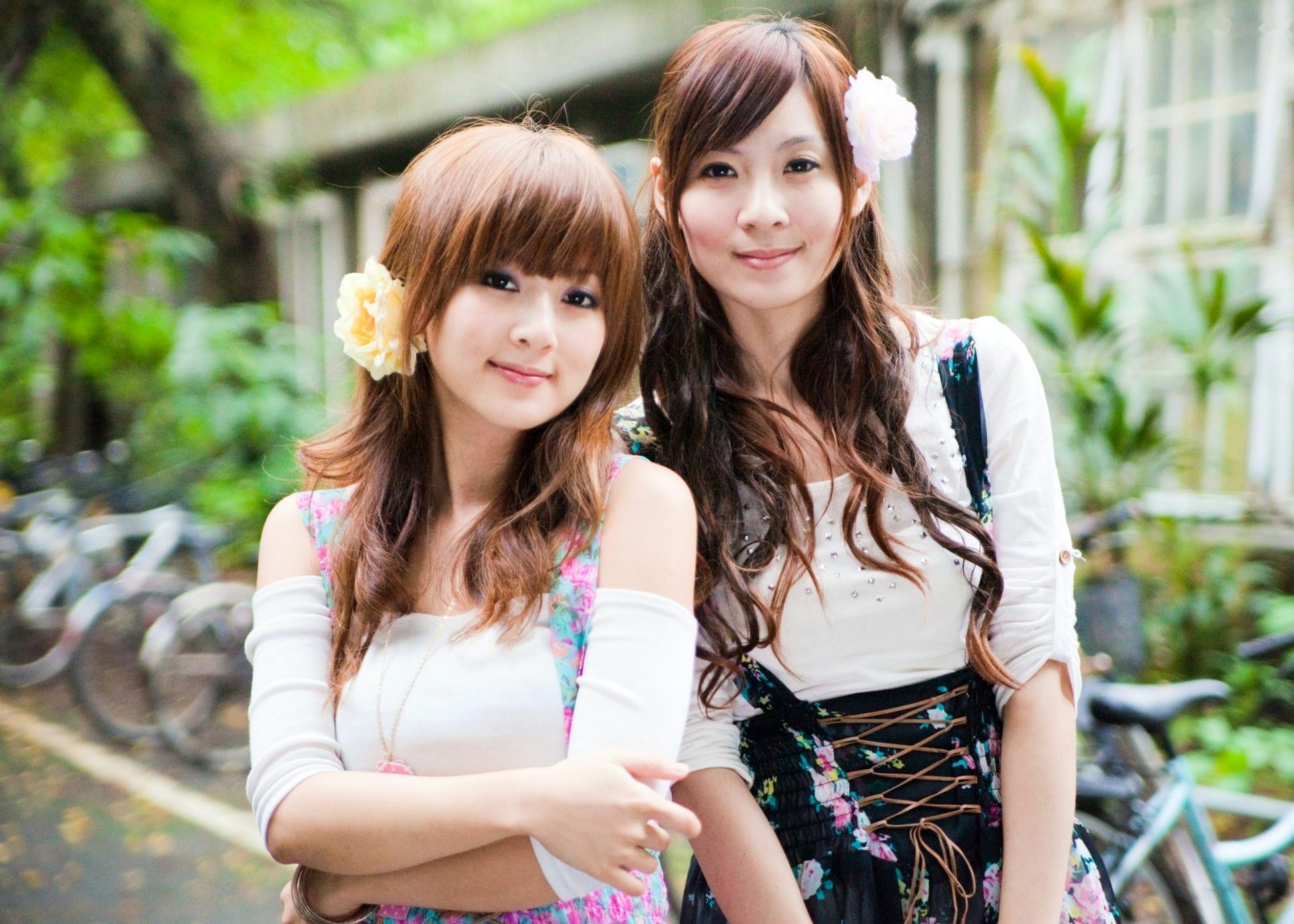 Gallery - 台湾正妹果子Mikako+Minako：台大校园户外写真，清新甜美森系少女园林风情台湾清新治愈系户外 女神私房照_秀色女神 - image 65