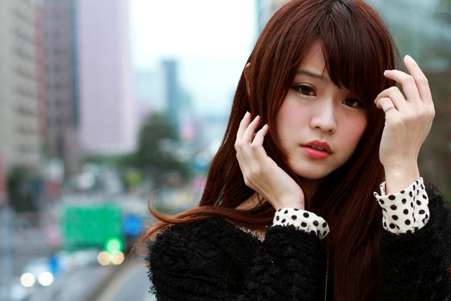 Gallery - 台湾正妹邱俞瑄(渔瑄)与白白校园户外写真，元气双马尾清新卖萌，青春活力的治愈系少女风，甜美校园风穿搭写真集 [29P]台湾户外治愈系清新萌系 女神私房照_秀色女神 - image 24