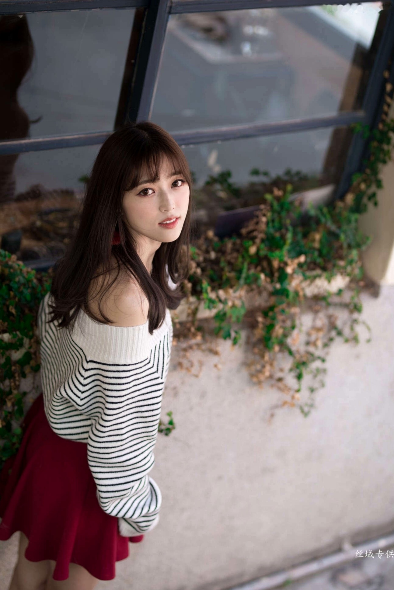 Gallery - 台湾正妹亿亿：审计新村清新外拍写真，条纹露肩装尽显甜美文艺范儿台湾清新气质清纯户外 女神私房照_秀色女神 - image 5