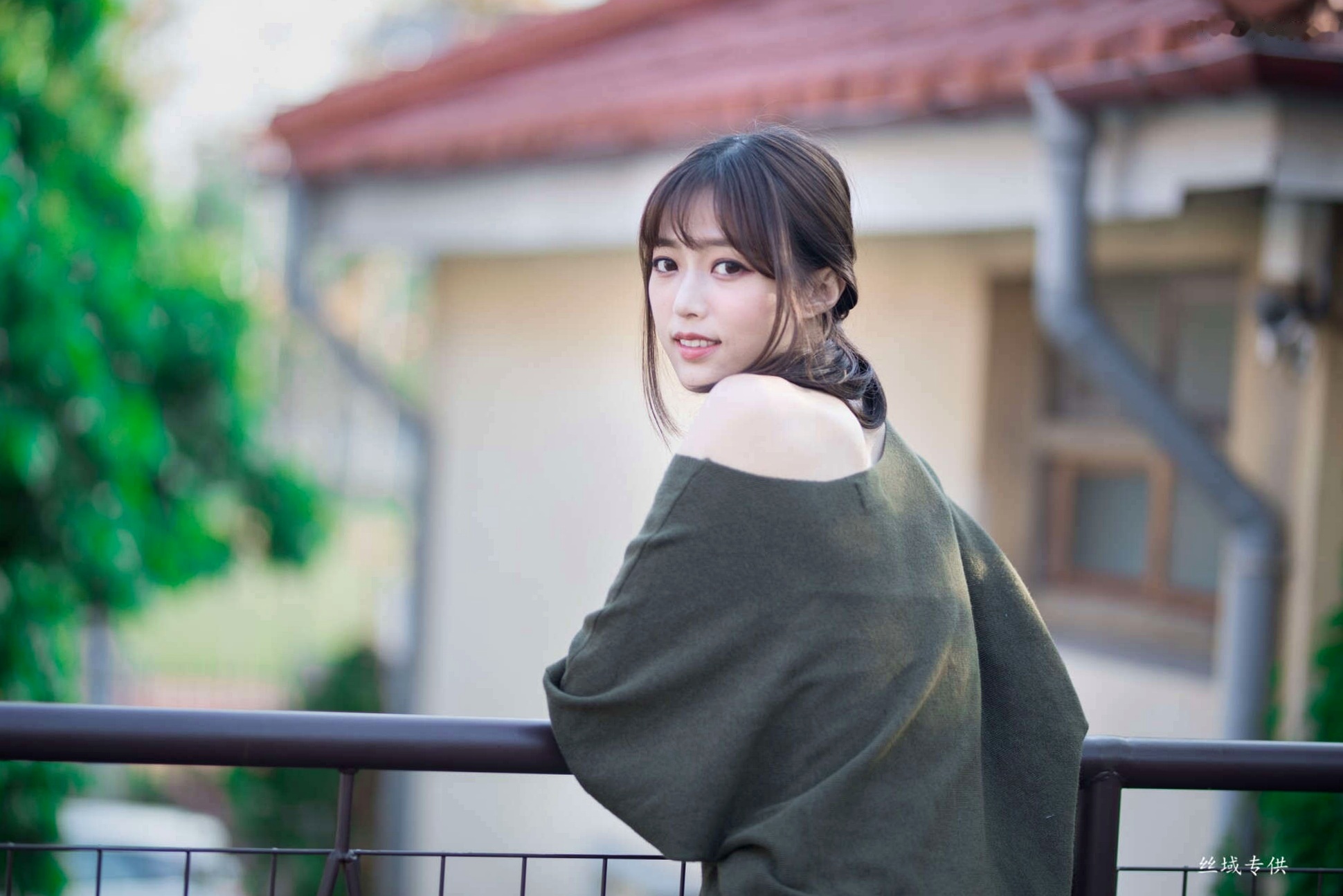 Gallery - 台湾正妹亿亿：审计新村清新外拍写真，条纹露肩装尽显甜美文艺范儿台湾清新气质清纯户外 女神私房照_秀色女神 - image 80