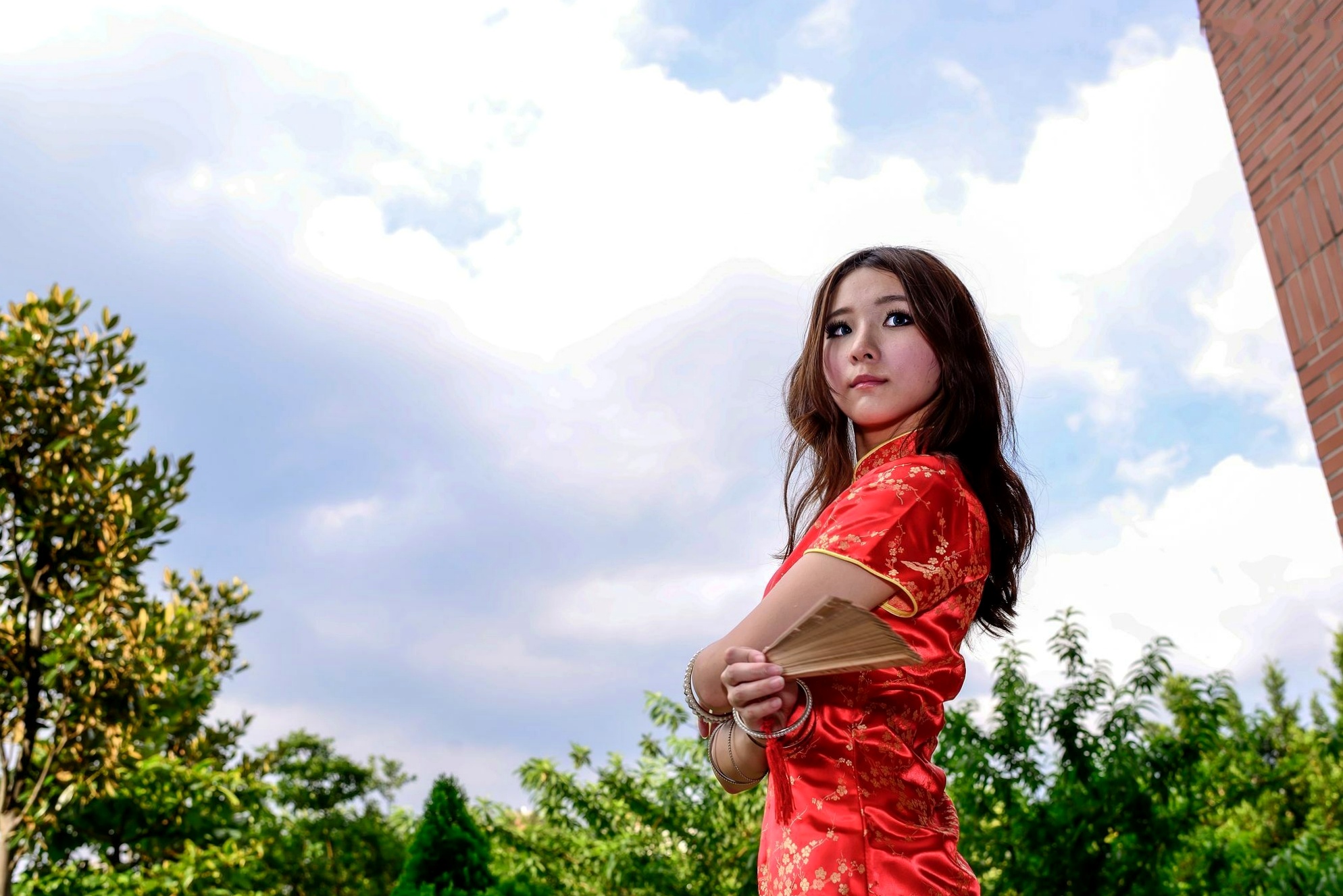 Gallery - 台湾模特 - model阿布户外唯美旗袍写真：红黑经典演绎东方优雅韵味台湾旗袍气质清新户外 女神私房照_秀色女神 - image 19