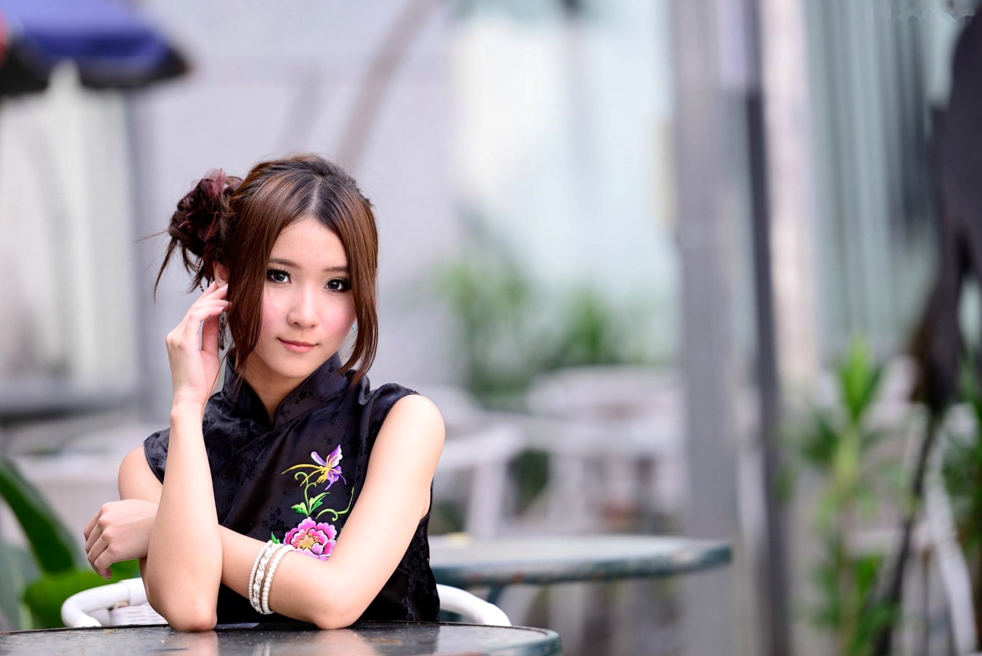 Gallery - 台湾模特 - model阿布户外唯美旗袍写真：红黑经典演绎东方优雅韵味台湾旗袍气质清新户外 女神私房照_秀色女神 - image 49