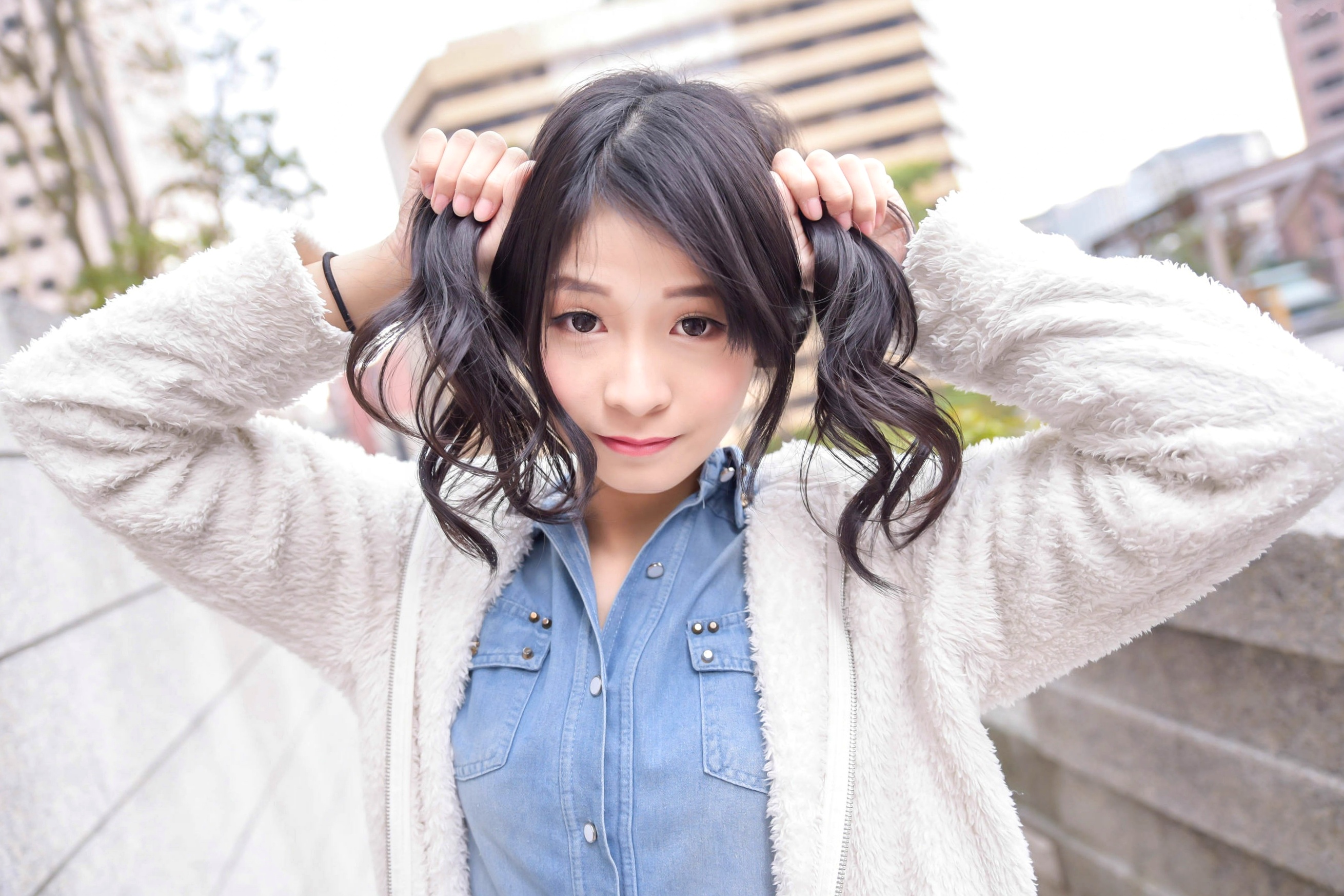 Gallery - 台湾正妹小枫《信义区外拍》街拍写真集：牛仔外套搭配露脐装，黑丝美腿展现都市诱惑风格台湾街拍美腿丝袜性感 女神私房照_秀色女神 - image 73
