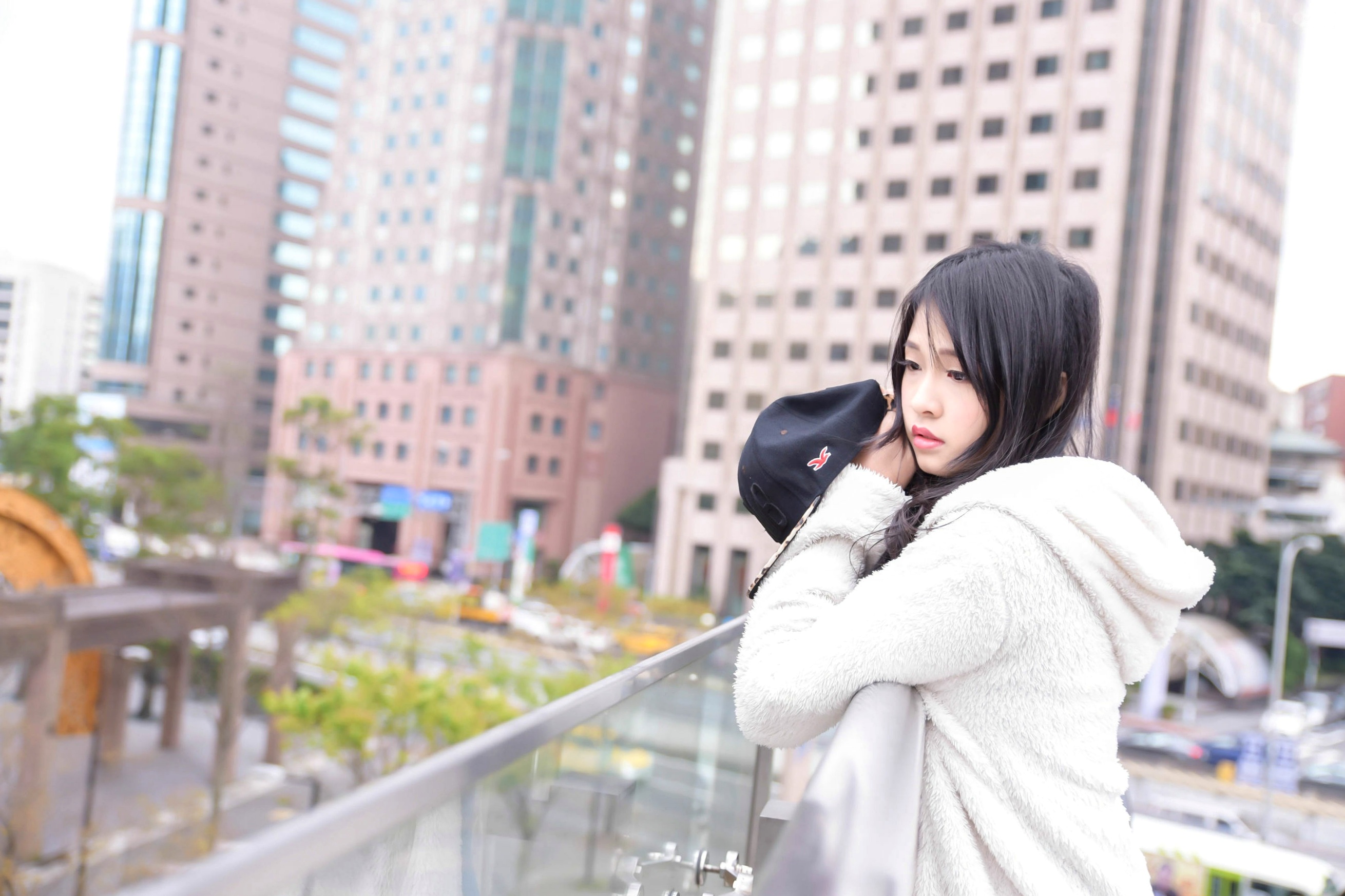 Gallery - 台湾正妹小枫《信义区外拍》街拍写真集：牛仔外套搭配露脐装，黑丝美腿展现都市诱惑风格台湾街拍美腿丝袜性感 女神私房照_秀色女神 - image 80
