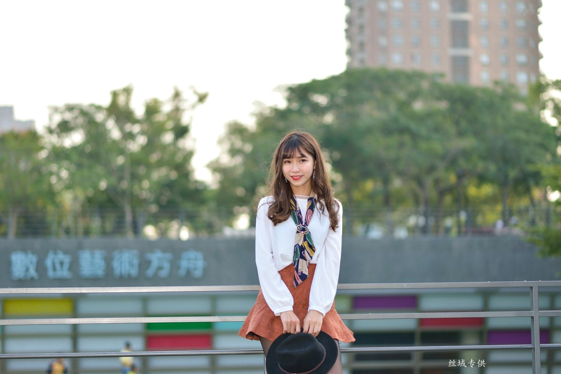 Gallery - 台湾正妹题题《国美馆.时装》街拍写真集，清新时尚穿搭，俏皮甜美气质女神户外生活随拍台湾街拍清新气质女神 女神私房照_秀色女神 - image 44