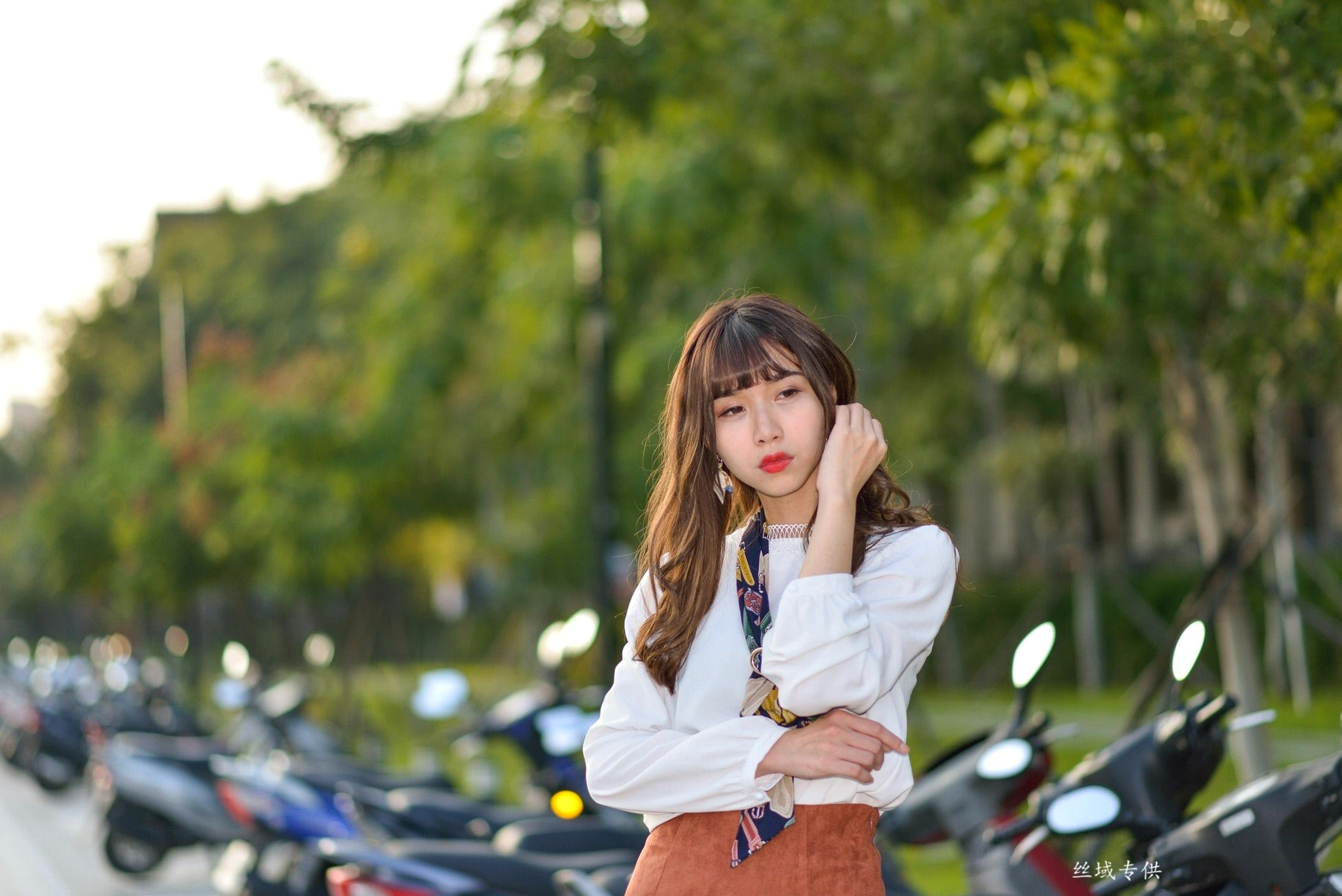 Gallery - 台湾正妹题题《国美馆.时装》街拍写真集，清新时尚穿搭，俏皮甜美气质女神户外生活随拍台湾街拍清新气质女神 女神私房照_秀色女神 - image 106
