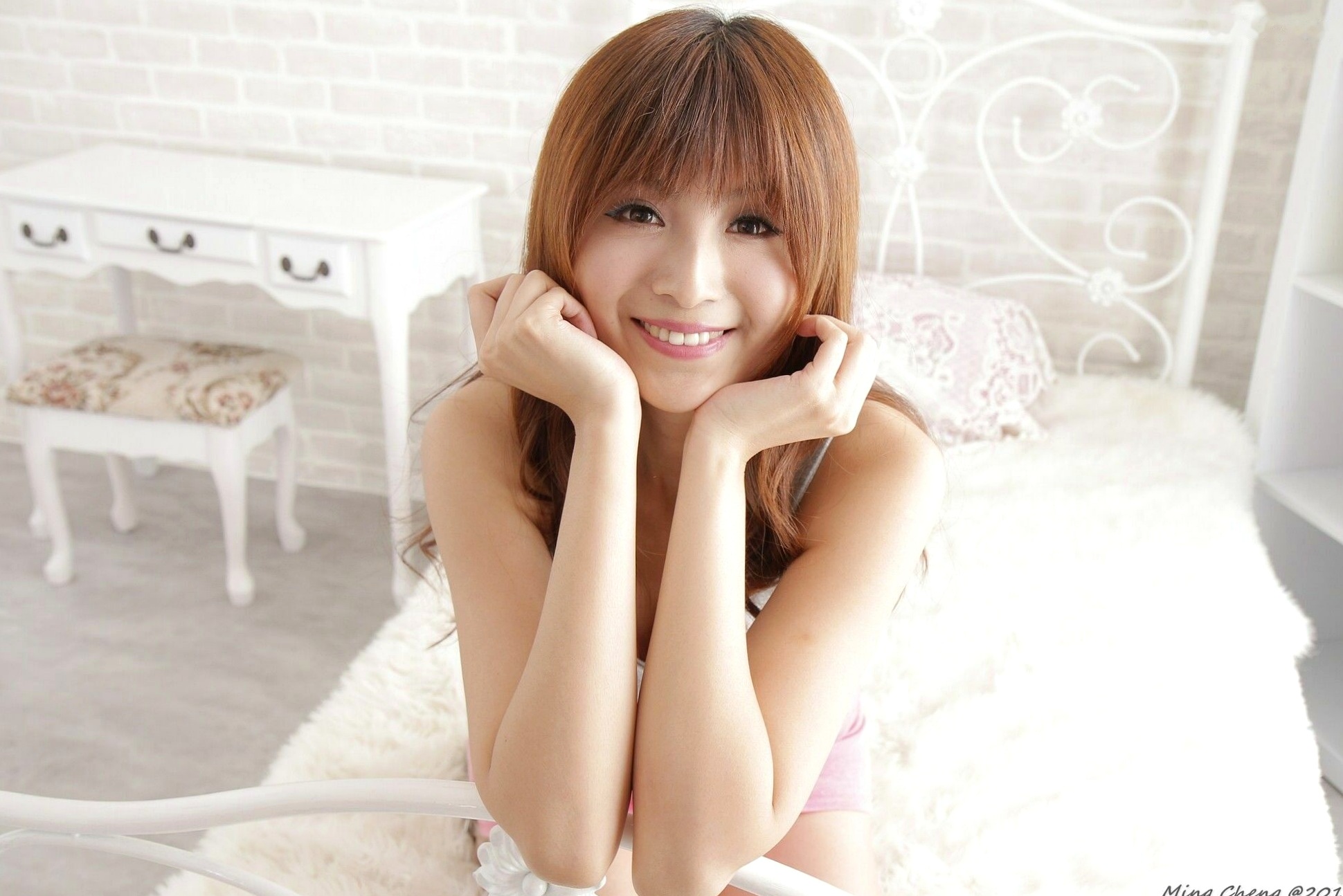 Gallery - 台湾正妹晓育Vicni棚拍写真：多套修身包臀裙尽显优雅美腿私房诱惑 [82P]台湾私房照美腿性感气质 女神私房照_秀色女神 - image 70
