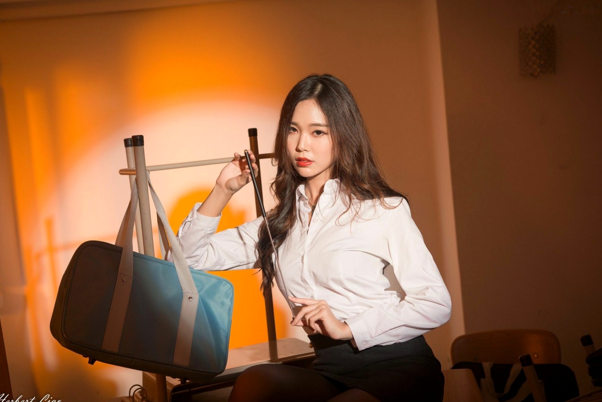 Gallery - 台湾正妹黄上晏Rubis教室主题黑丝制服诱惑，气场全开冷艳御姐写真集黑丝制服诱惑御女郎 - Royal Lady 女神 女神私房照_秀色女神 - image 6