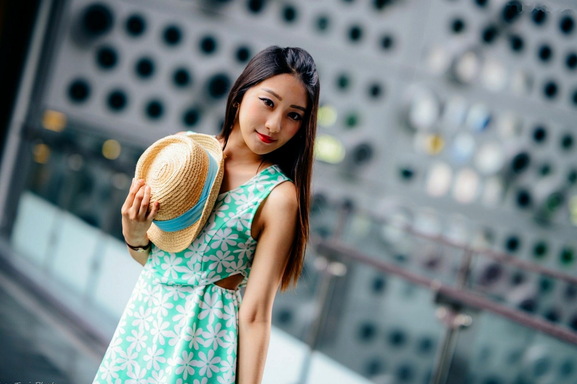 台湾模特Joan小葵清新居家私房与信义街拍写真，展现长腿迷人气质美感 [48P]