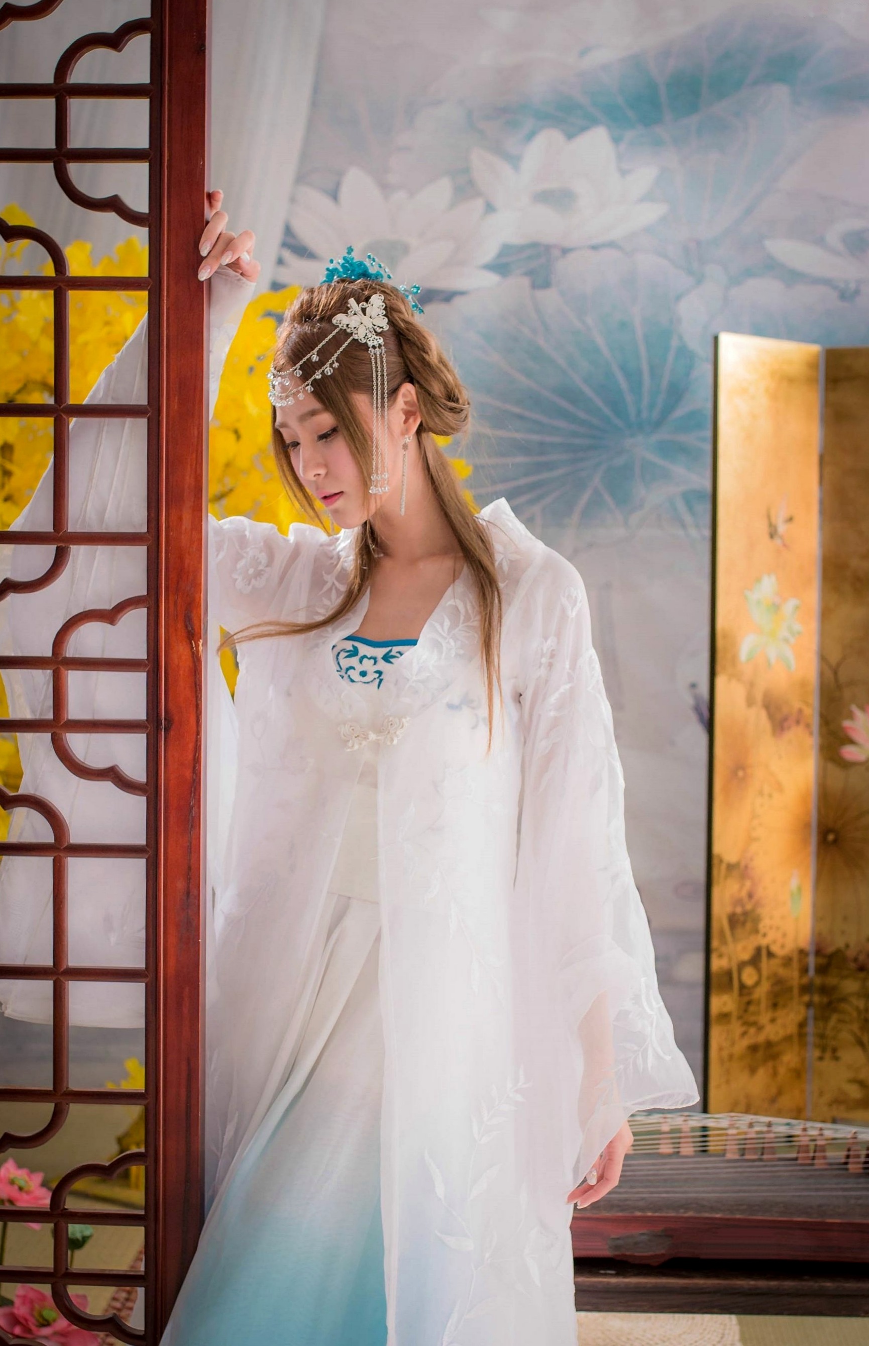 Gallery - 台湾正妹Winnie小雪庄温妮《古装丽人》穿旗袍演绎清宫古典风情写真集台湾旗袍气质角色扮演女神 女神私房照_秀色女神 - image 15