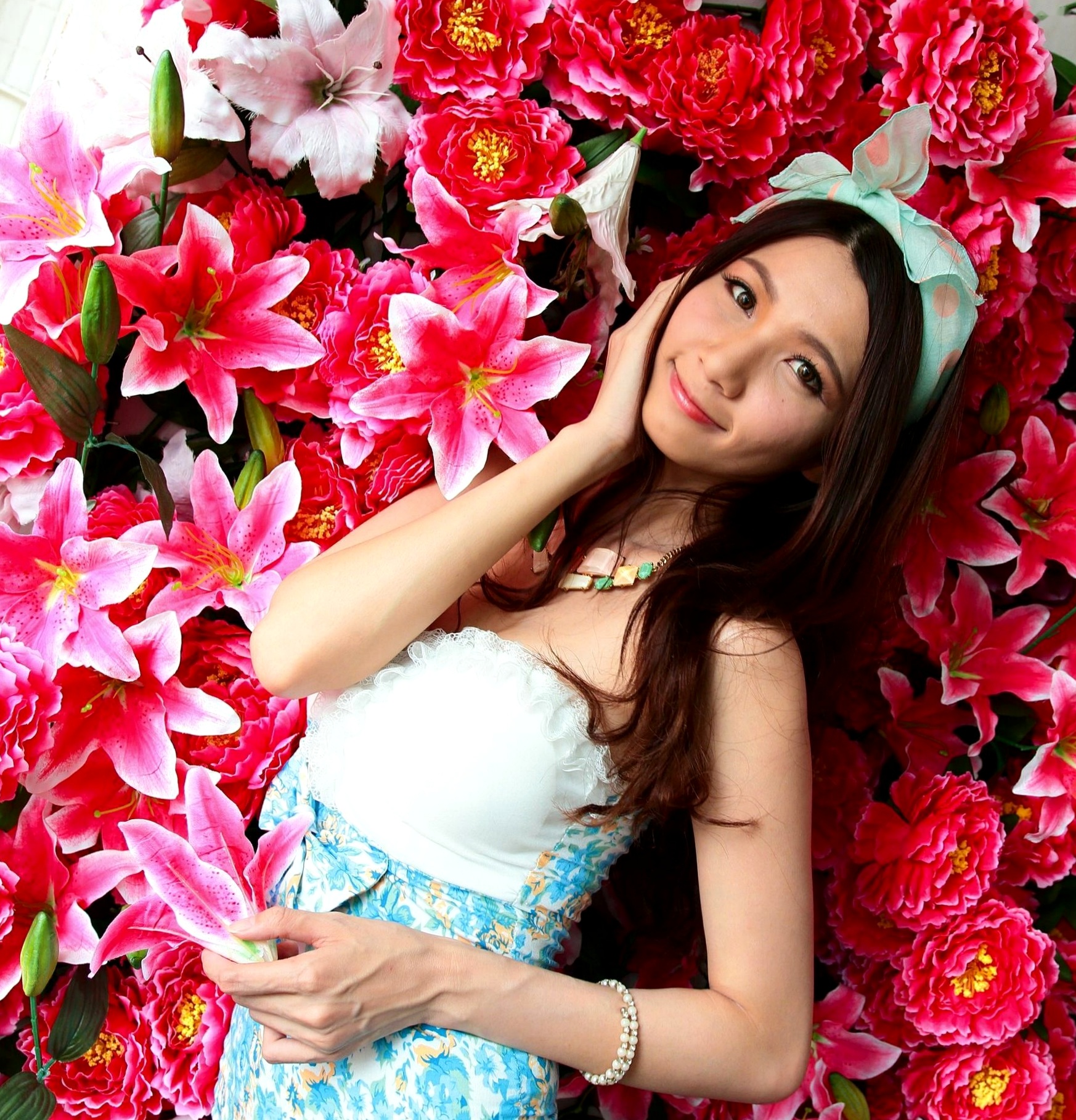 Gallery - 台湾正妹蔡译心Candice《台中新力量A棚拍》清新居家与花海甜美私房写真集台湾清新私房照气质女神 女神私房照_秀色女神 - image 17