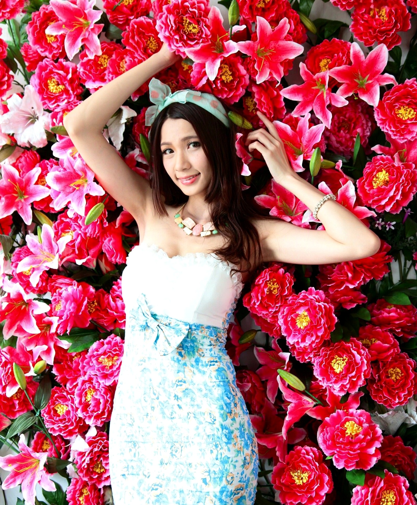 Gallery - 台湾正妹蔡译心Candice《台中新力量A棚拍》清新居家与花海甜美私房写真集台湾清新私房照气质女神 女神私房照_秀色女神 - image 22