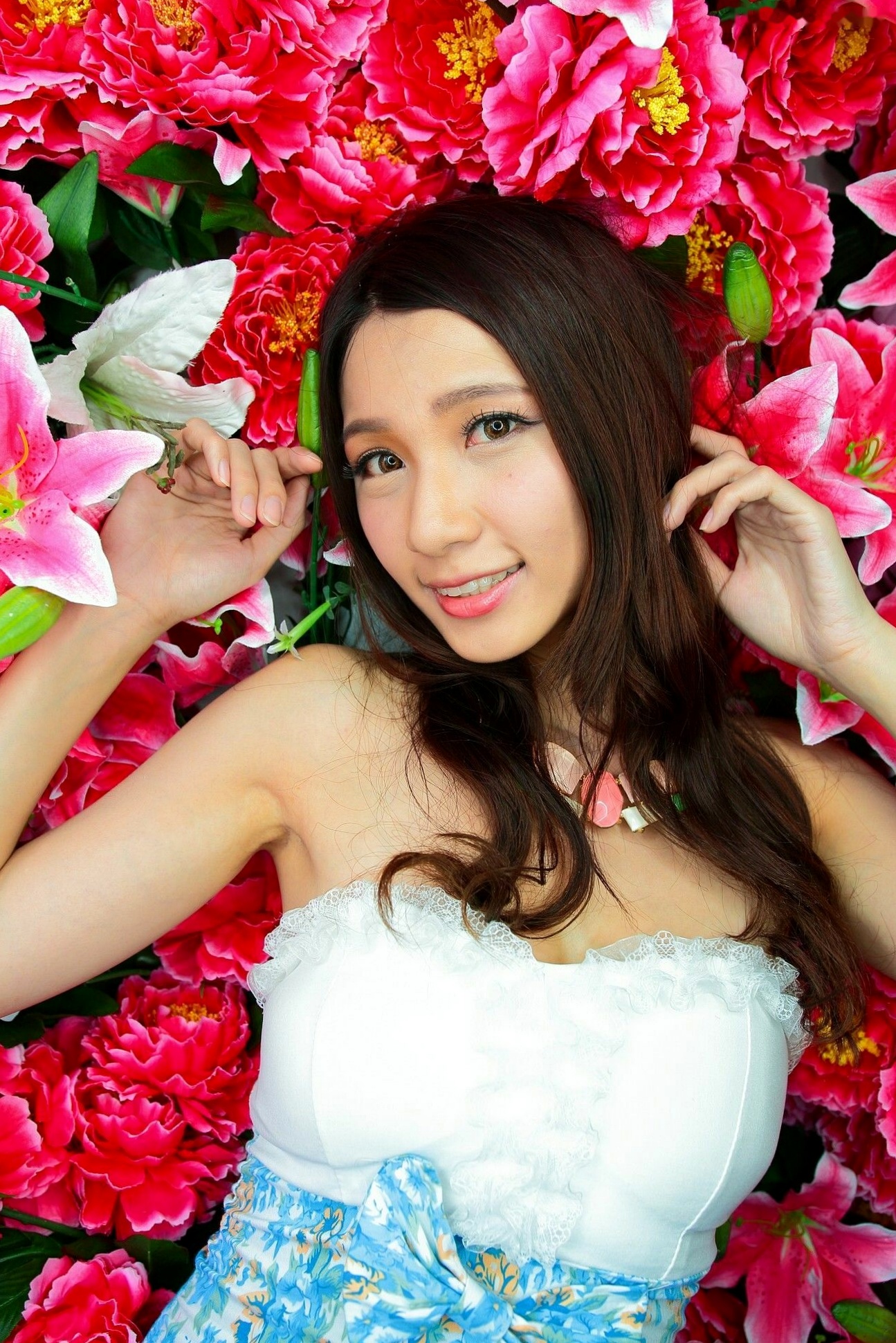 Gallery - 台湾正妹蔡译心Candice《台中新力量A棚拍》清新居家与花海甜美私房写真集台湾清新私房照气质女神 女神私房照_秀色女神 - image 45