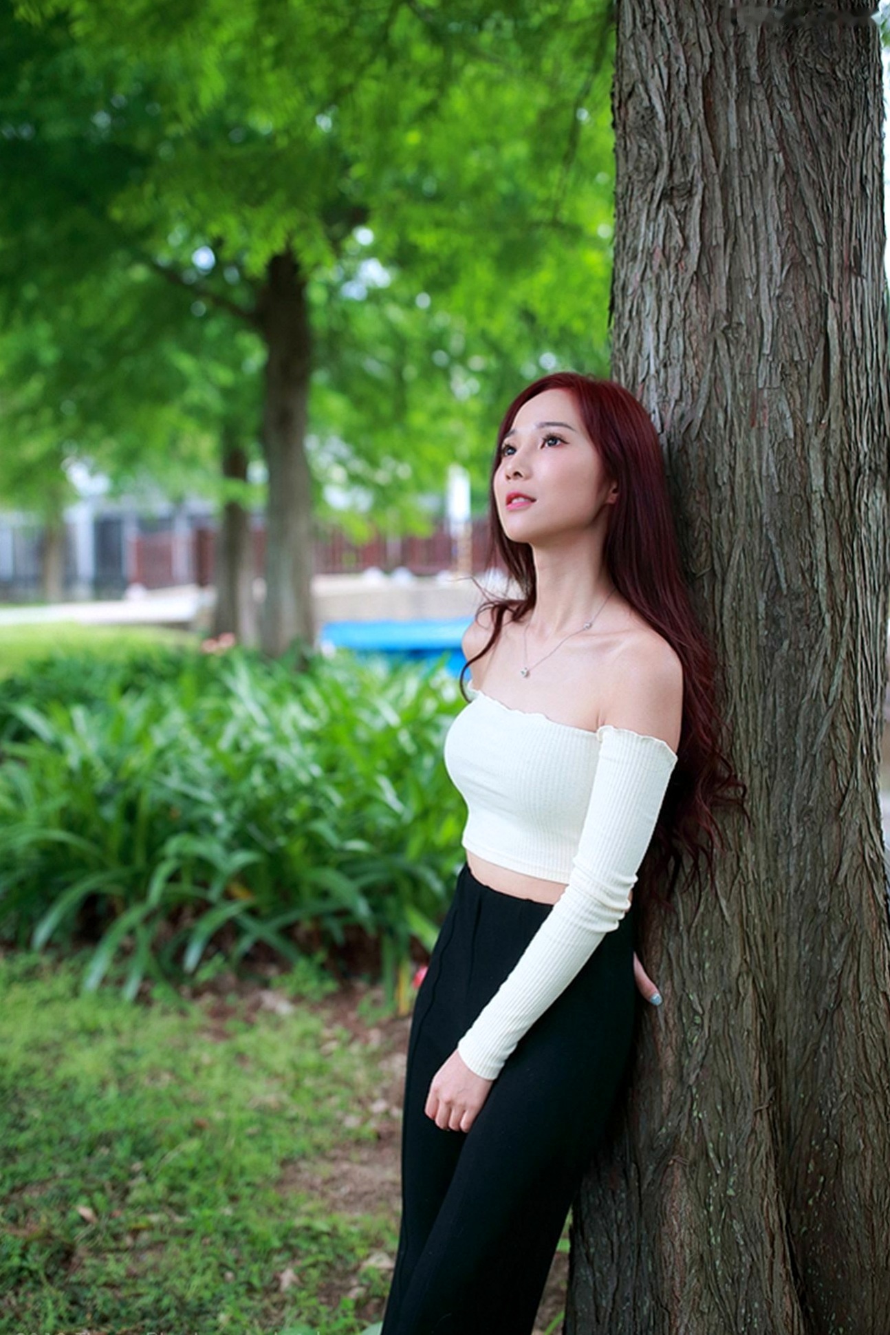 Gallery - 台湾正妹雨玄士林官邸户外写真，清新甜美风氧气少女，气质温柔治愈系人像 [83P]台湾户外气质清新治愈系 女神私房照_秀色女神 - image 11