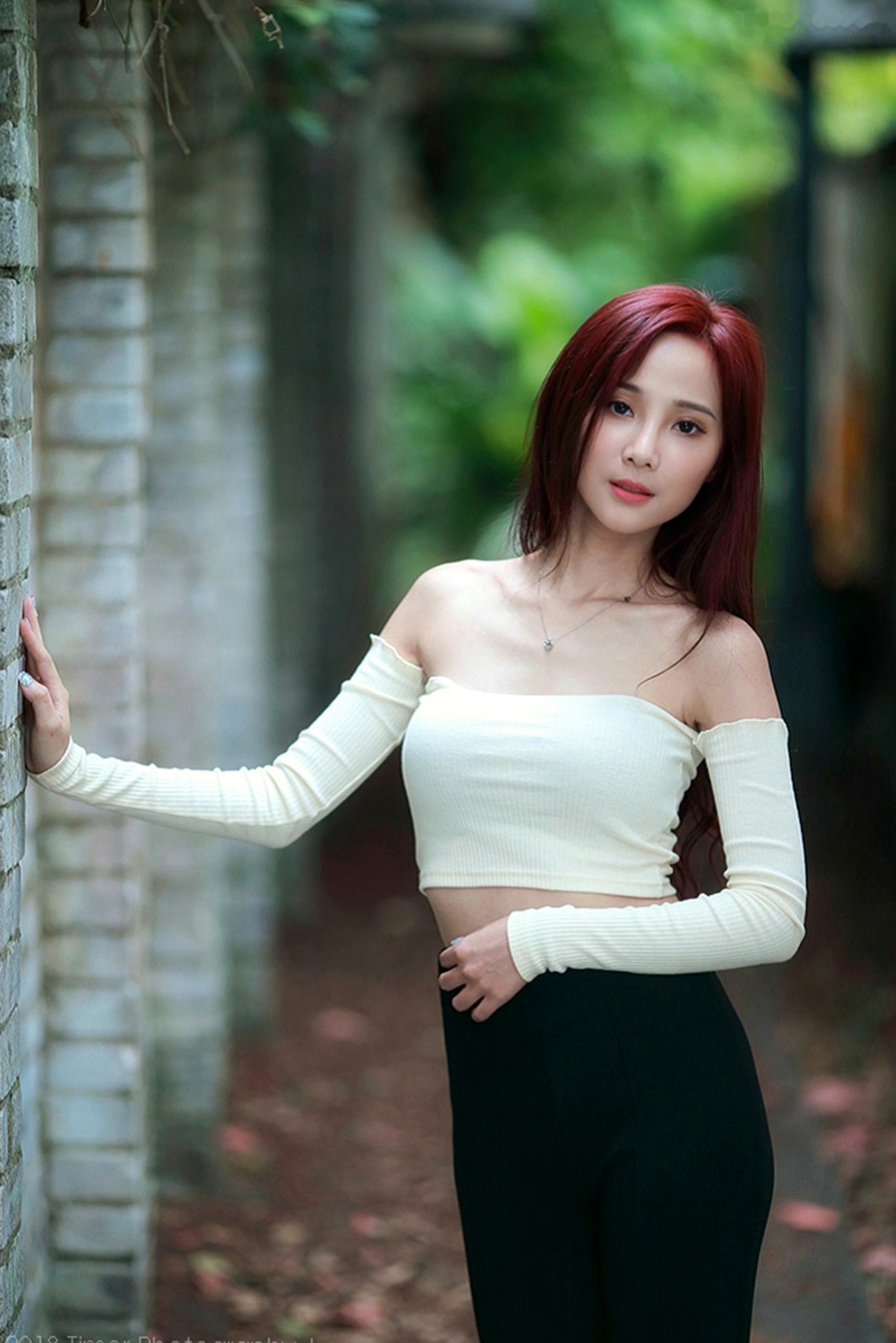 Gallery - 台湾正妹雨玄士林官邸户外写真，清新甜美风氧气少女，气质温柔治愈系人像 [83P]台湾户外气质清新治愈系 女神私房照_秀色女神 - image 32