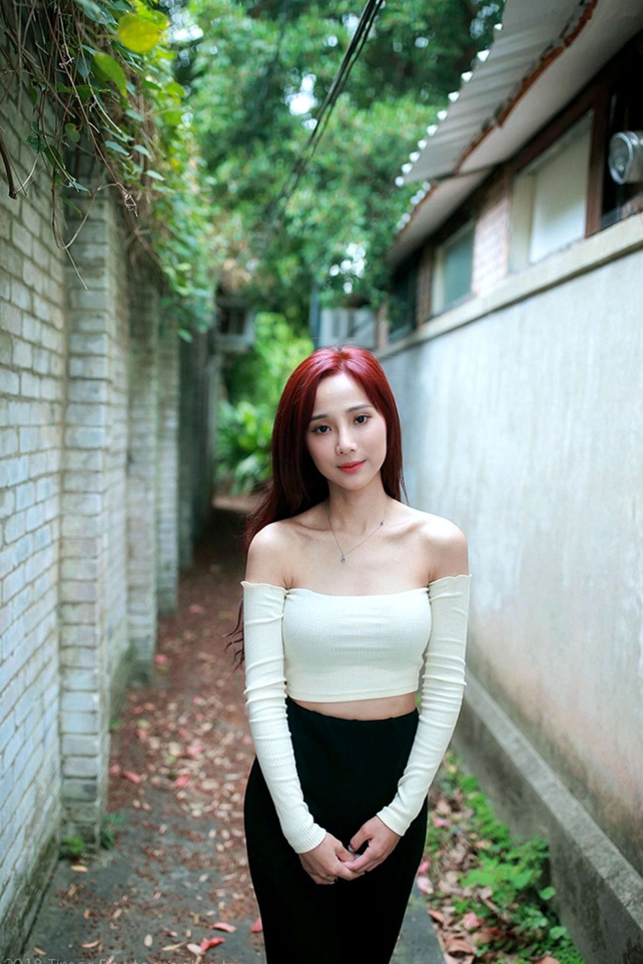 Gallery - 台湾正妹雨玄士林官邸户外写真，清新甜美风氧气少女，气质温柔治愈系人像 [83P]台湾户外气质清新治愈系 女神私房照_秀色女神 - image 36