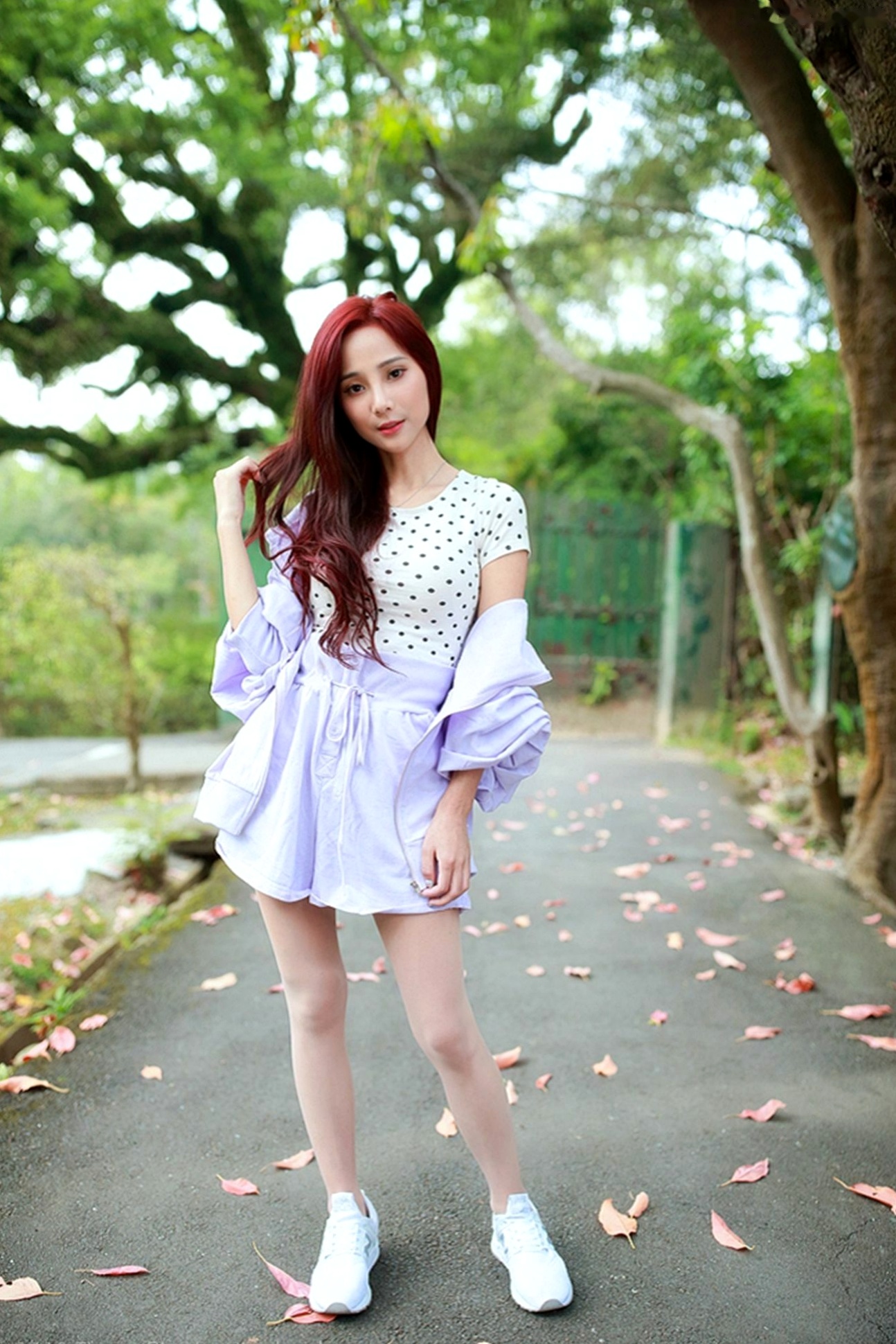 Gallery - 台湾正妹雨玄士林官邸户外写真，清新甜美风氧气少女，气质温柔治愈系人像 [83P]台湾户外气质清新治愈系 女神私房照_秀色女神 - image 41