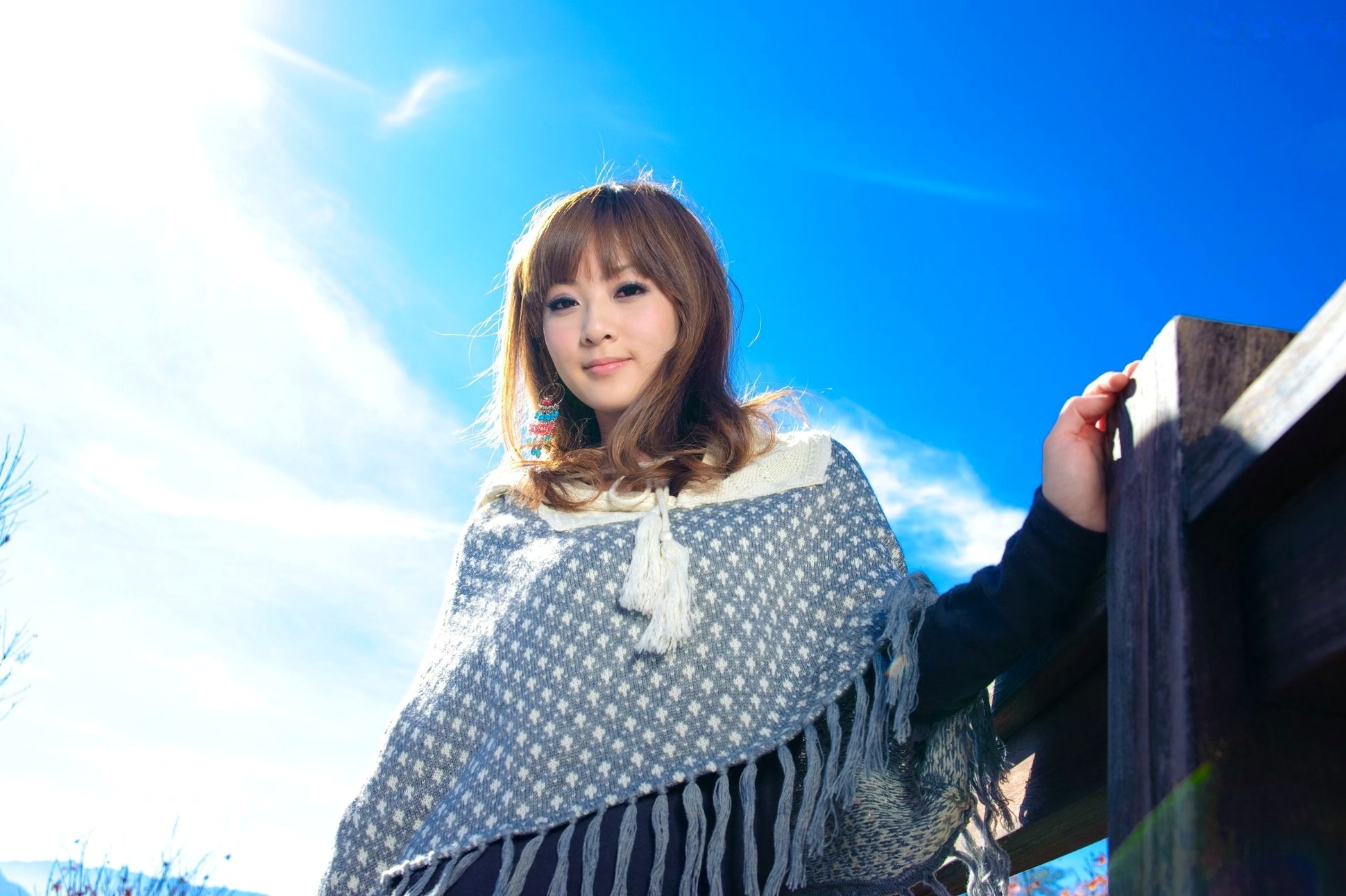 台湾正妹_果子MM/张允霏《果子遊清境》户外清新写真，元气少女自然随性穿搭，甜美笑容治愈系旅拍