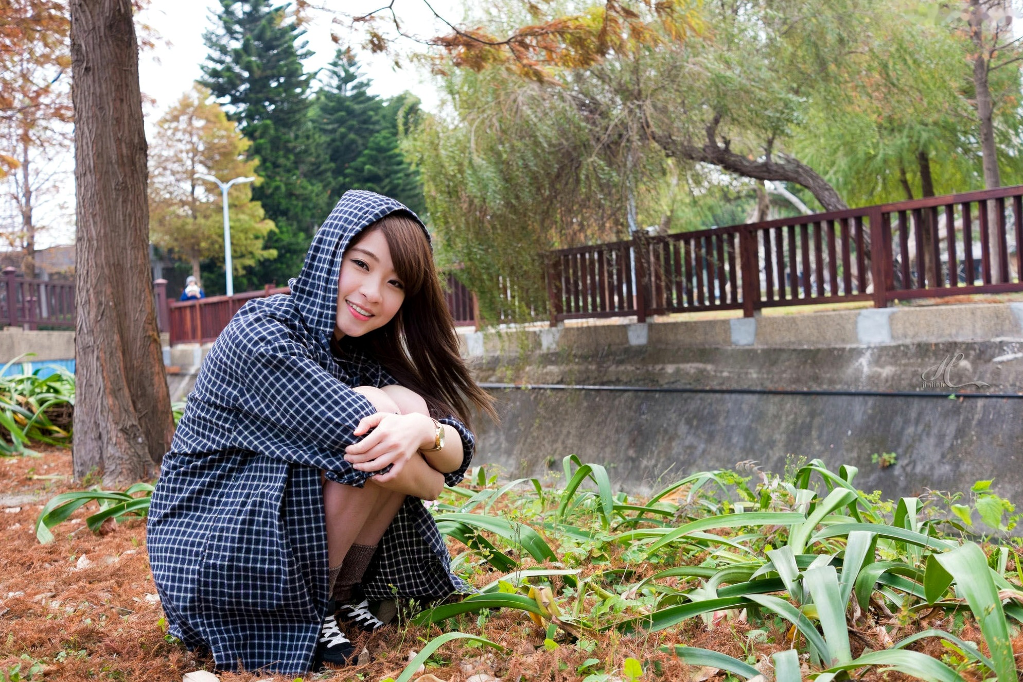 台湾正妹孙佳歆《秋日小妹》户外林间清新甜美写真集，元气满满治愈系少女[22P]