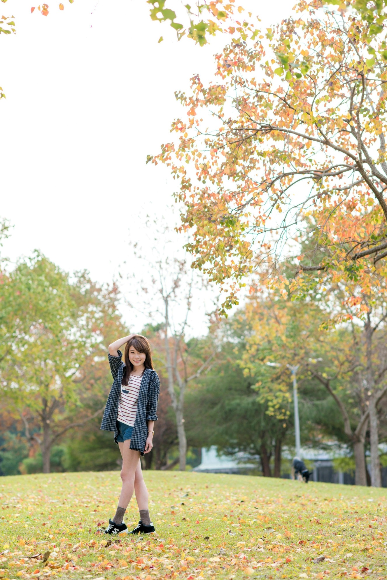 台湾正妹孙佳歆《秋日小妹》户外林间清新甜美写真集，元气满满治愈系少女[22P]