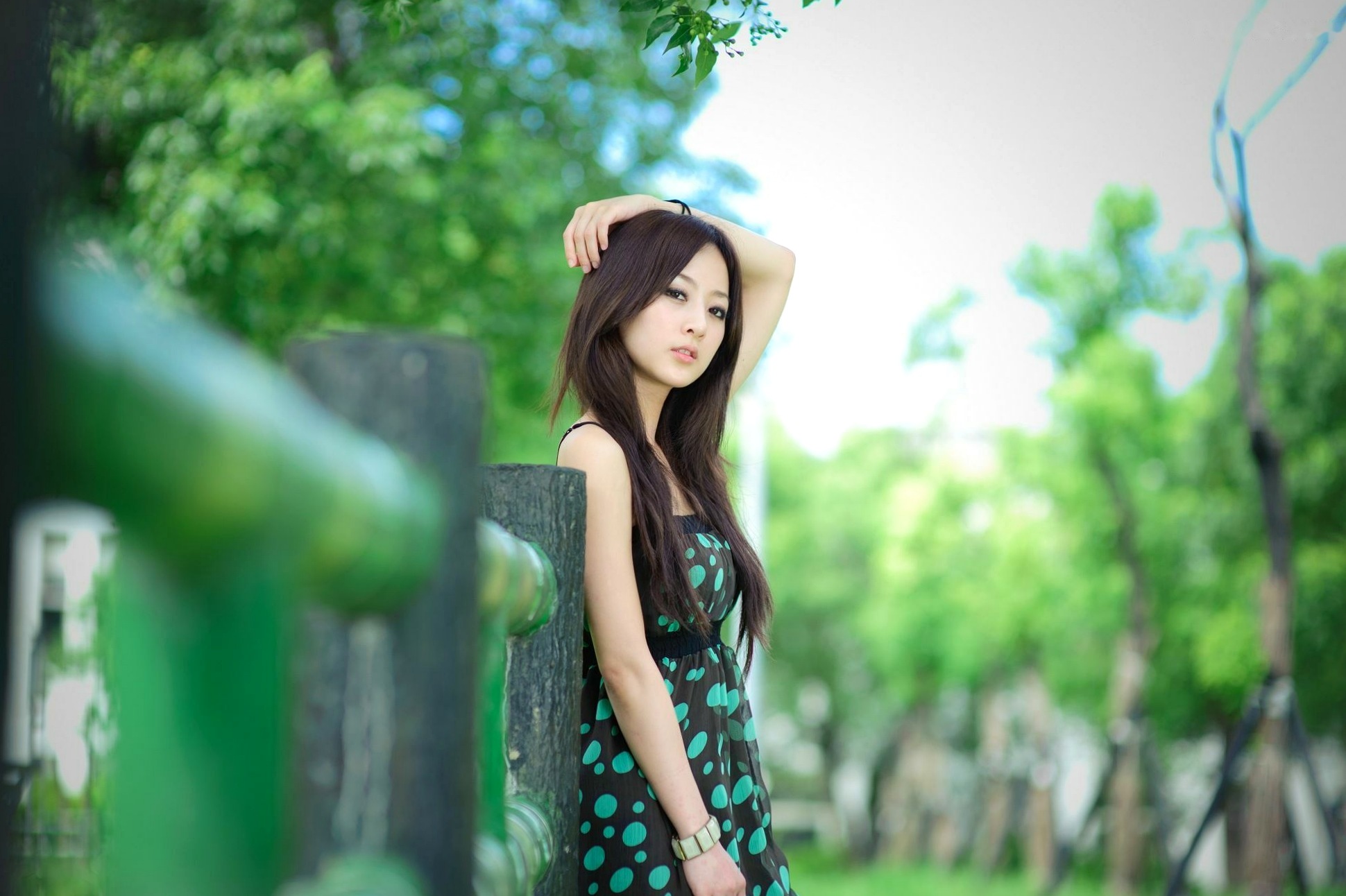 Gallery - 台湾正妹张允霏果子MM户外街拍写真，清新甜美气质，永和四号公园治愈系少女外拍图集台湾清新户外街拍治愈系 女神私房照_秀色女神 - image 3