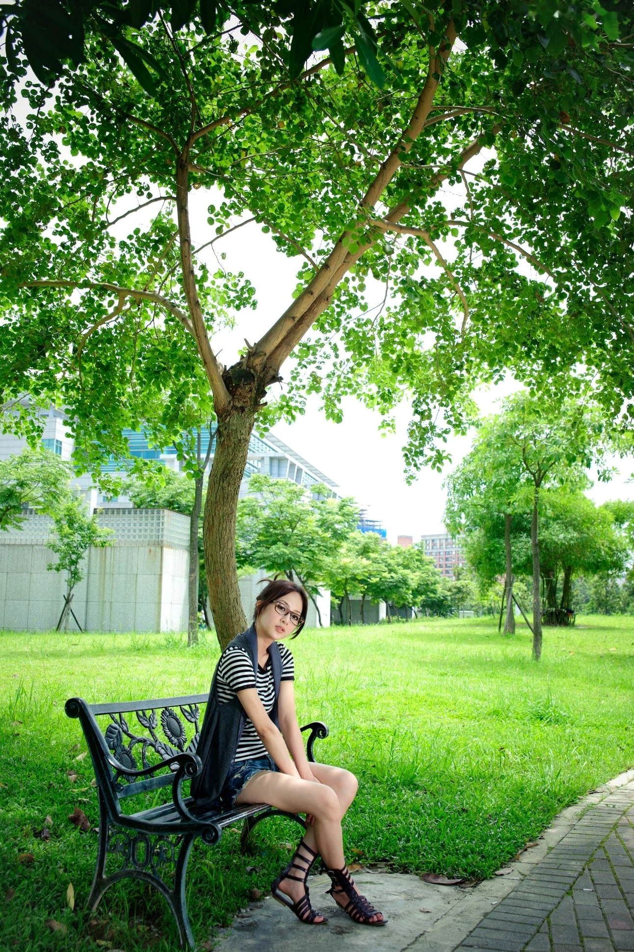 Gallery - 台湾正妹张允霏果子MM户外街拍写真，清新甜美气质，永和四号公园治愈系少女外拍图集台湾清新户外街拍治愈系 女神私房照_秀色女神 - image 22