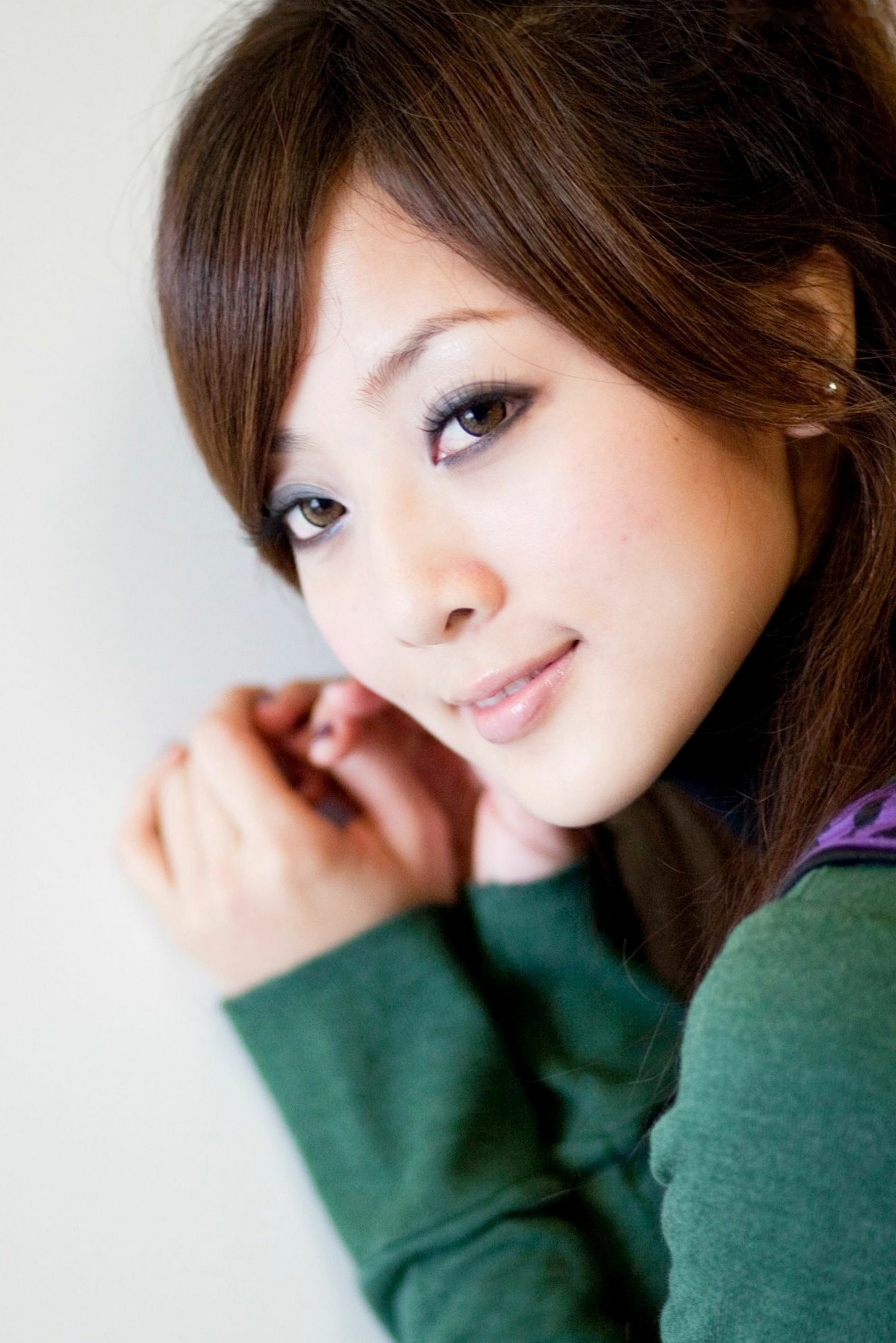 Gallery - 台湾正妹张允霏/张凯洁《台大外拍》第4部，清纯甜美校园摄影写真，优雅针织毛衣秋日街拍合集台湾清纯街拍气质私房照 女神私房照_秀色女神 - image 11