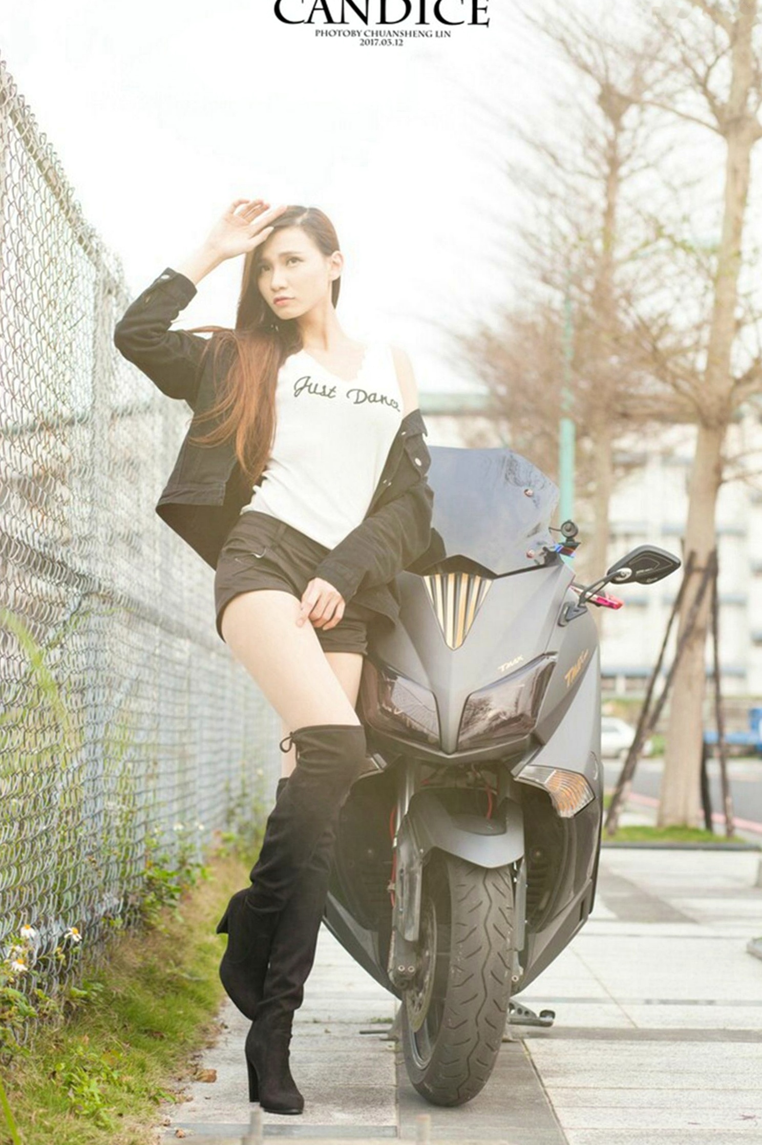 Gallery - 台湾正妹蔡译心Candice《动感时尚机车女郎》户外街拍写真，冷艳气质大长腿尽显帅气美感台湾街拍美腿户外气质 女神私房照_秀色女神 - image 27