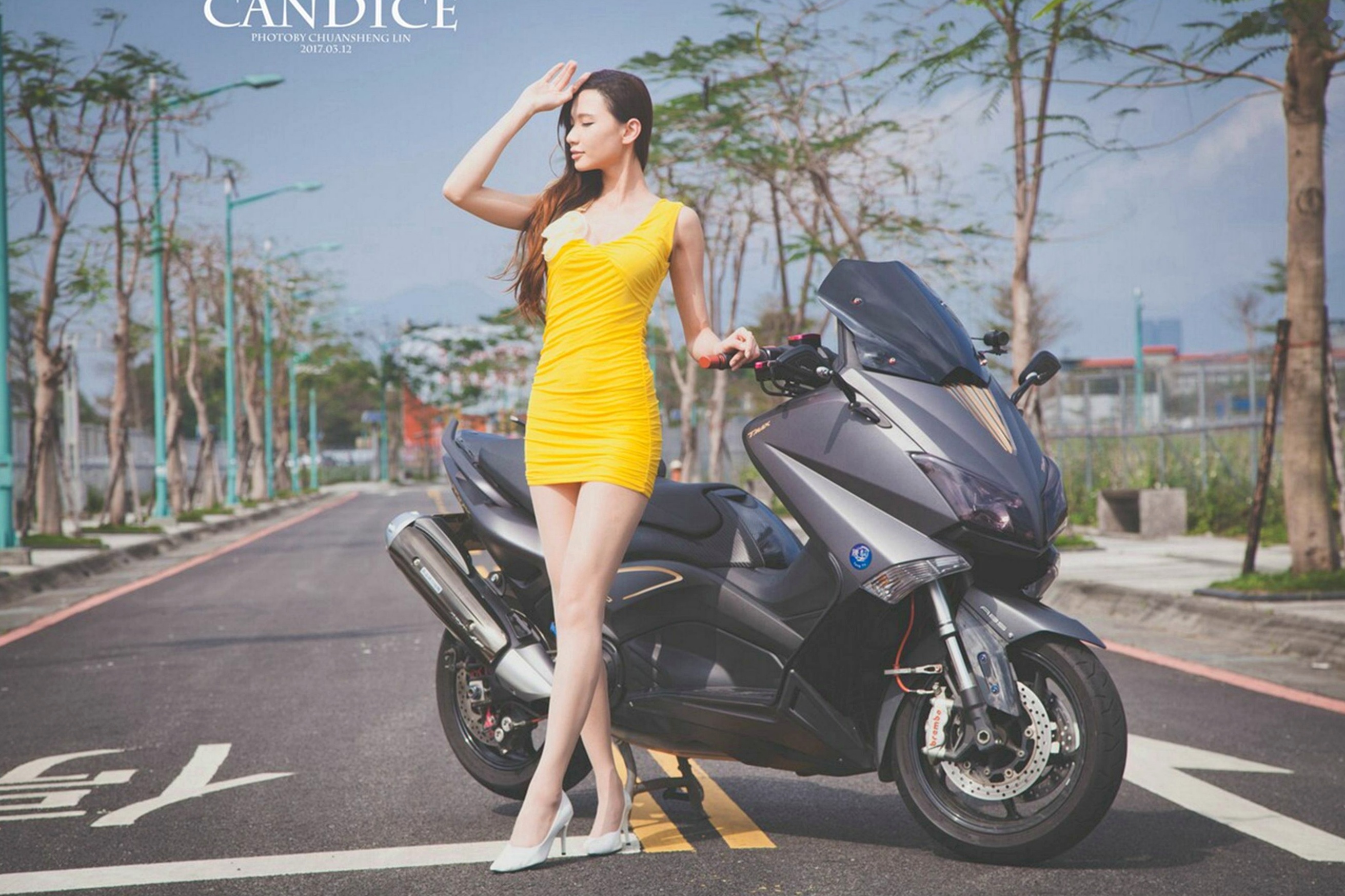 Gallery - 台湾正妹蔡译心Candice《动感时尚机车女郎》户外街拍写真，冷艳气质大长腿尽显帅气美感台湾街拍美腿户外气质 女神私房照_秀色女神 - image 32
