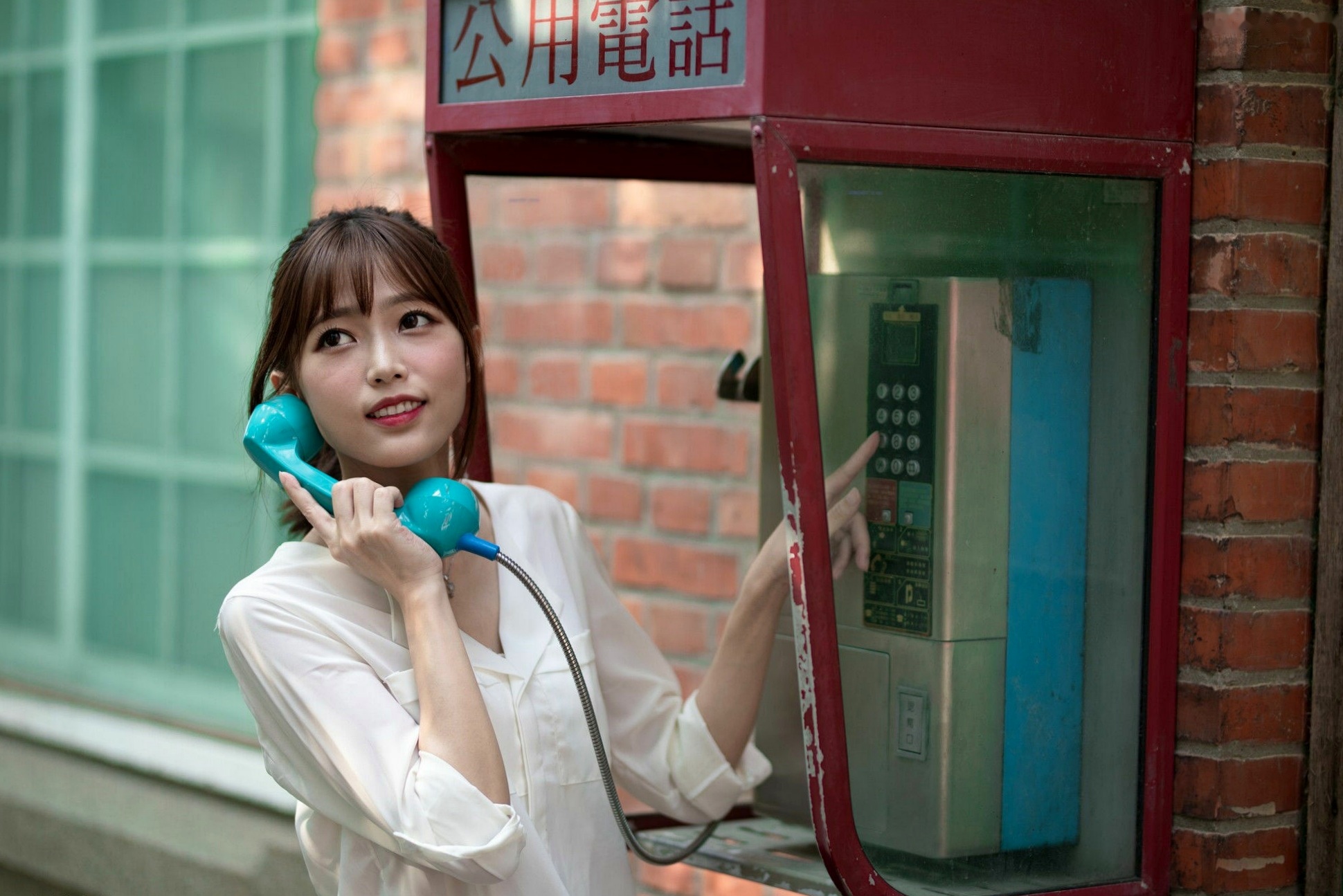 Gallery - 台湾正妹Lady憶憶/彭丽嘉《士林官邸》户外写真，优雅红裙清纯气质女神清新街拍台湾气质清新户外女神 女神私房照_秀色女神 - image 39