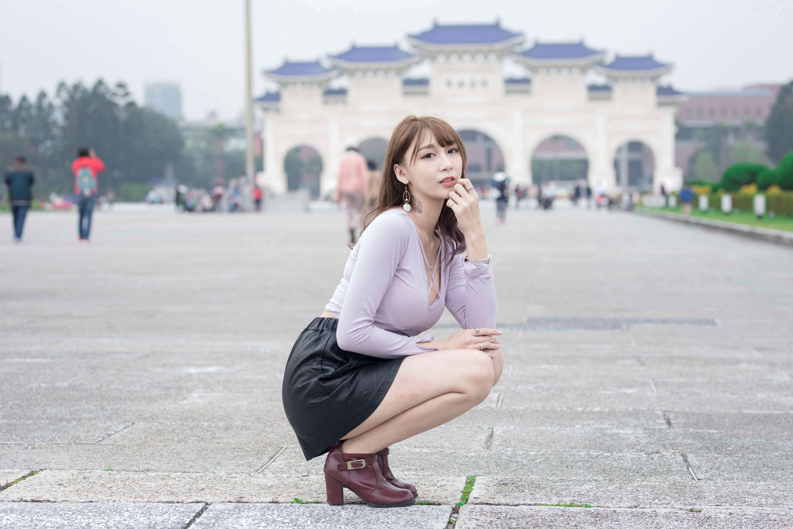 Gallery - 台湾正妹陈奕洁《中正纪念堂》花海户外私房写真，清新甜美气质名媛街拍套图台湾气质清新户外女神清纯街拍 女神私房照_秀色女神 - image 55