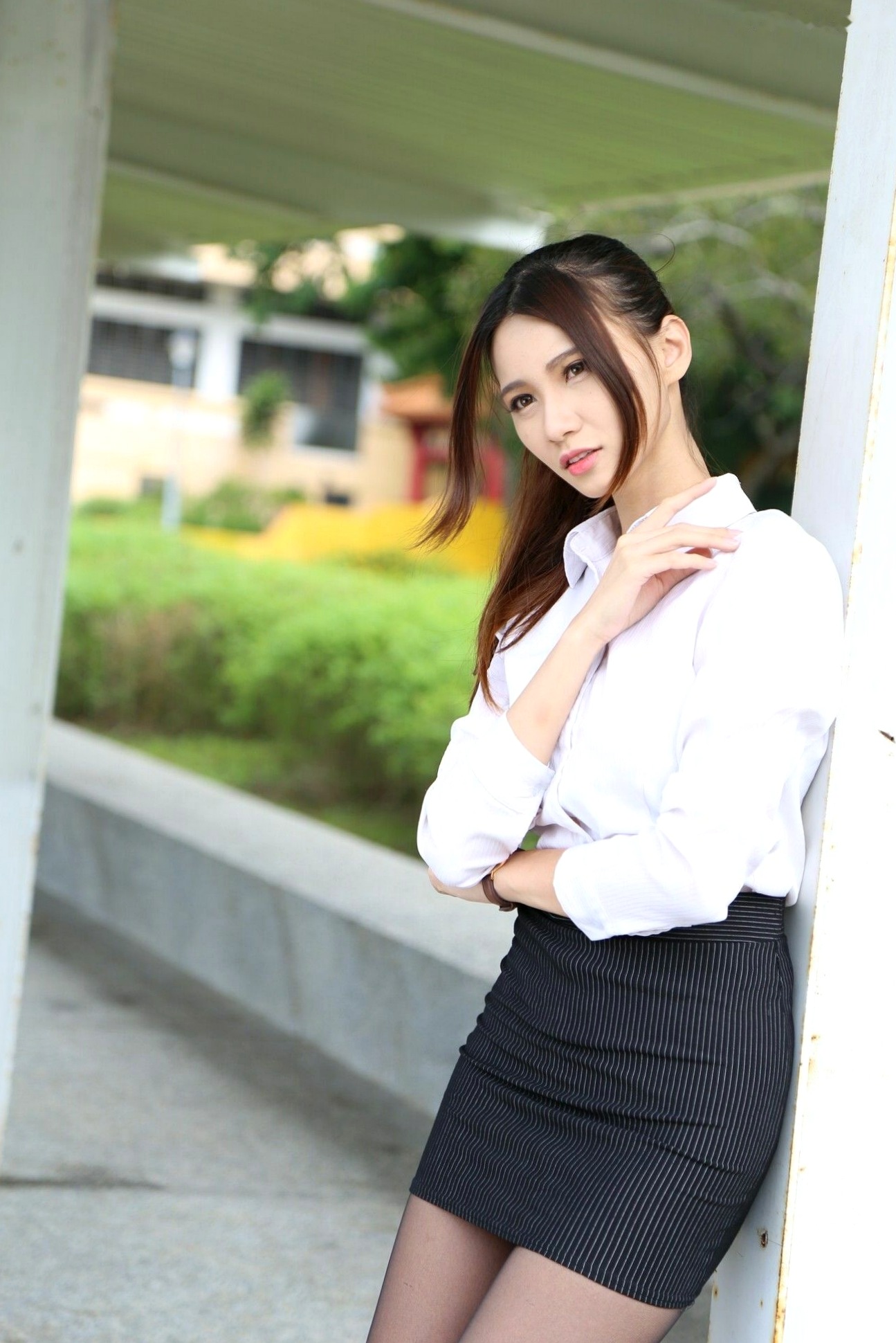 Gallery - 台湾正妹蔡译心Candice街拍黑丝OL制服写真，职场风包臀裙秀长腿女神诱惑台湾制服丝袜街拍气质 女神私房照_秀色女神 - image 6