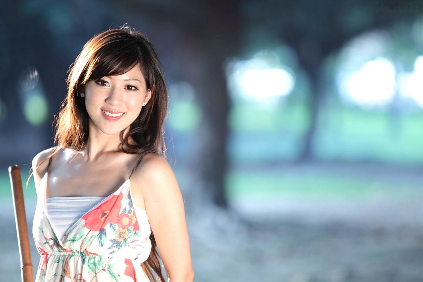 Gallery - 台湾正妹陈韦蓉/韩雨洁户外清新写真：绿荫公园里的治愈系微笑与甜美风情（98P）台湾清新户外治愈系白嫩 女神私房照_秀色女神 - image 39