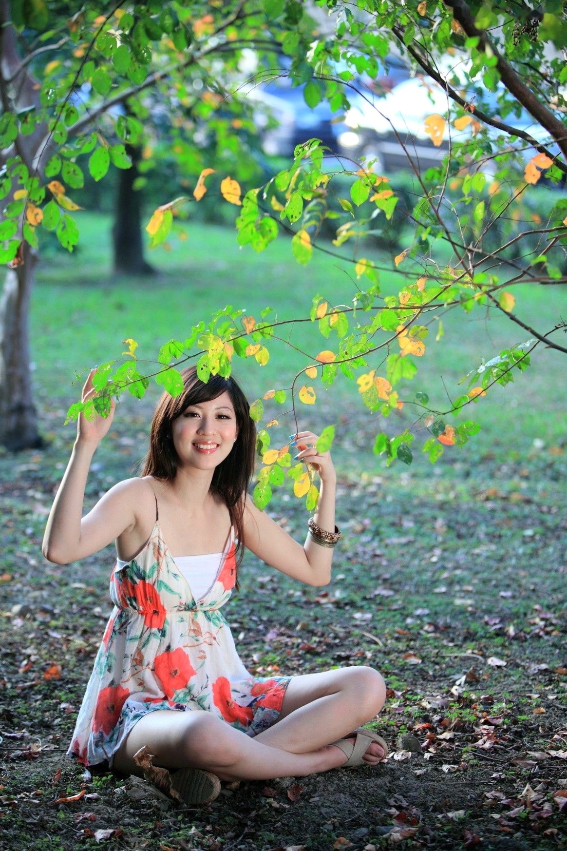 Gallery - 台湾正妹陈韦蓉/韩雨洁户外清新写真：绿荫公园里的治愈系微笑与甜美风情（98P）台湾清新户外治愈系白嫩 女神私房照_秀色女神 - image 96