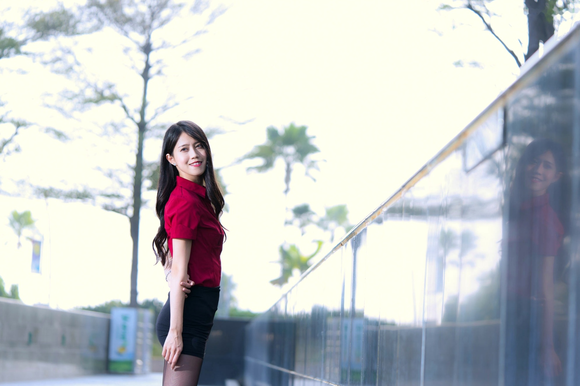 Gallery - 台湾正妹Candy宝儿职场OL风写真：梦时代公园街拍，黑丝美腿展现迷人御姐魅力台湾街拍丝袜气质御女郎 - Royal Lady  女神私房照_秀色女神 - image 8