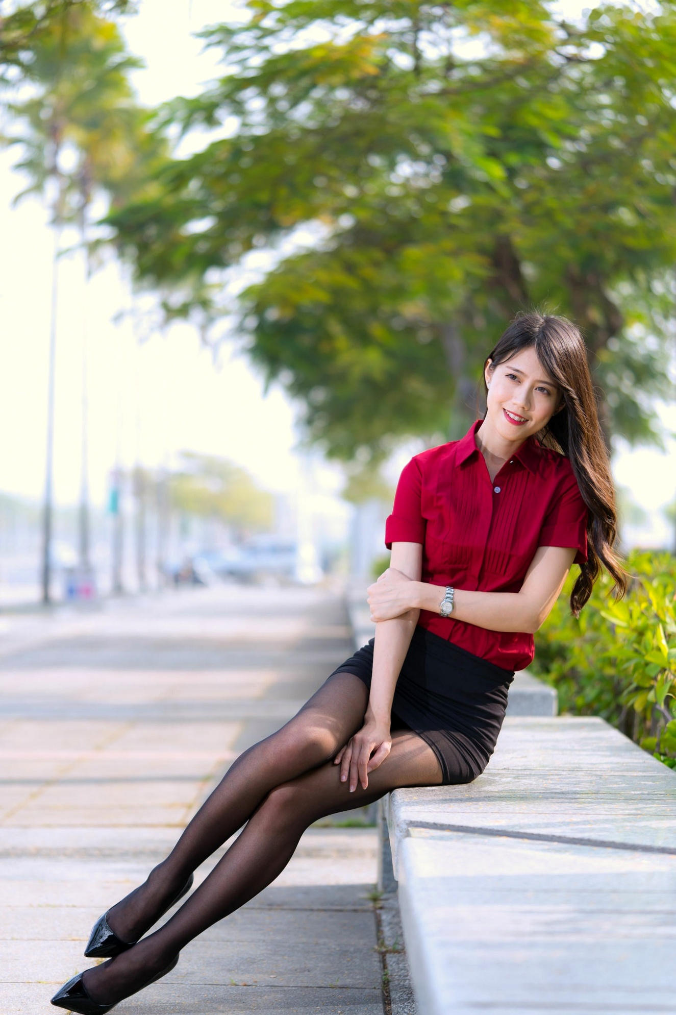 Gallery - 台湾正妹Candy宝儿职场OL风写真：梦时代公园街拍，黑丝美腿展现迷人御姐魅力台湾街拍丝袜气质御女郎 - Royal Lady  女神私房照_秀色女神 - image 20