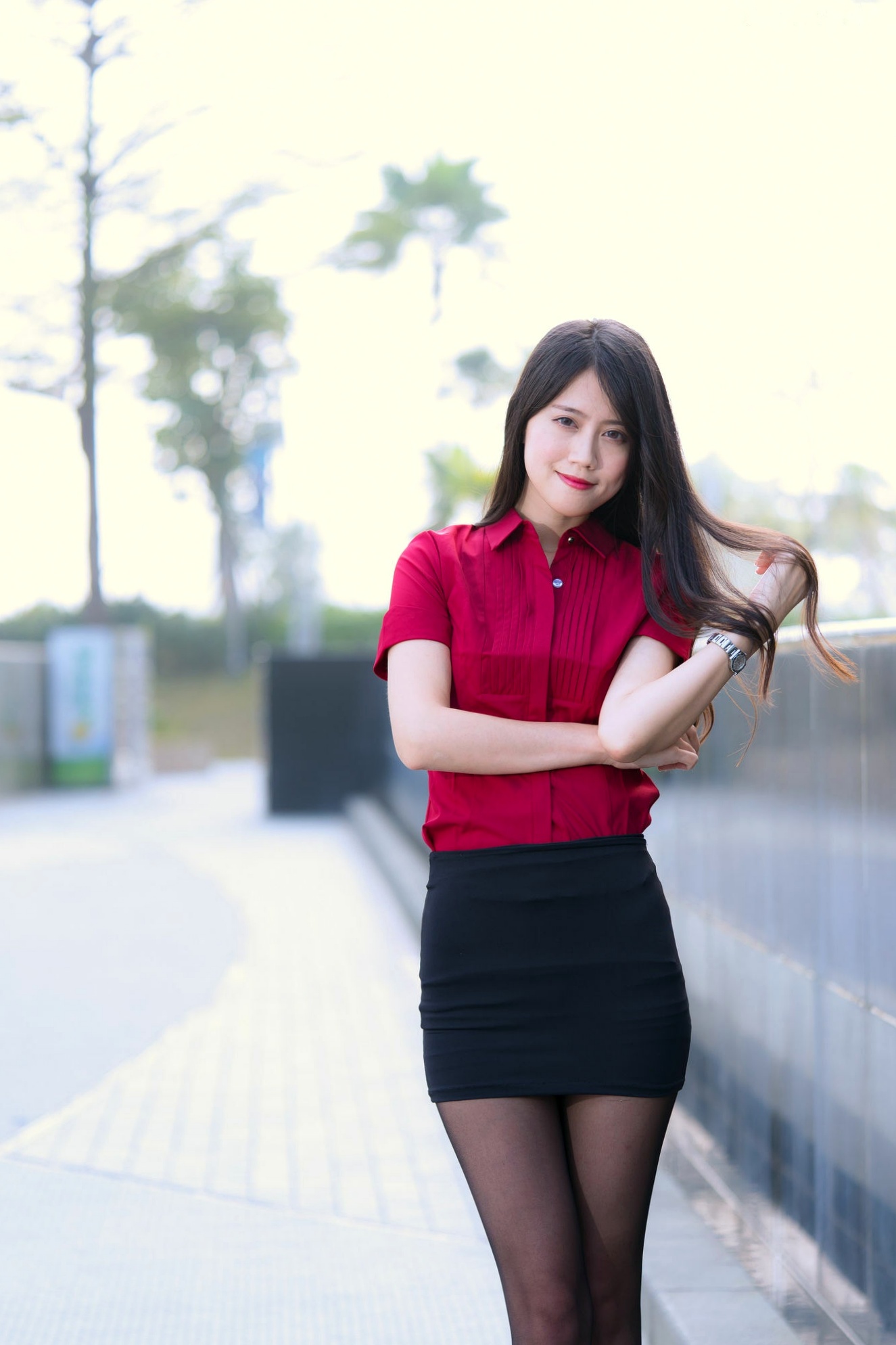 Gallery - 台湾正妹Candy宝儿职场OL风写真：梦时代公园街拍，黑丝美腿展现迷人御姐魅力台湾街拍丝袜气质御女郎 - Royal Lady  女神私房照_秀色女神 - image 26