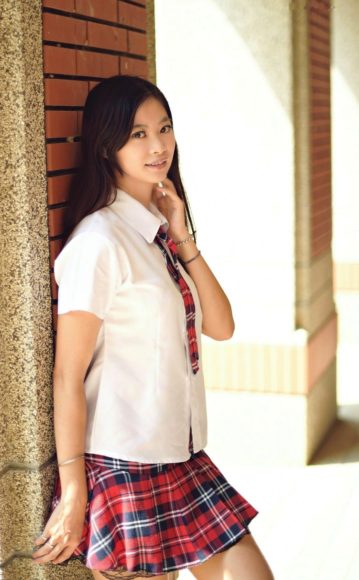 Gallery - 台湾正妹小雯成大校外拍制服写真，青春学妹校服诱惑秀精致美腿，清新校园风系列写真集台湾清纯制服校服美腿 女神私房照_秀色女神 - image 12