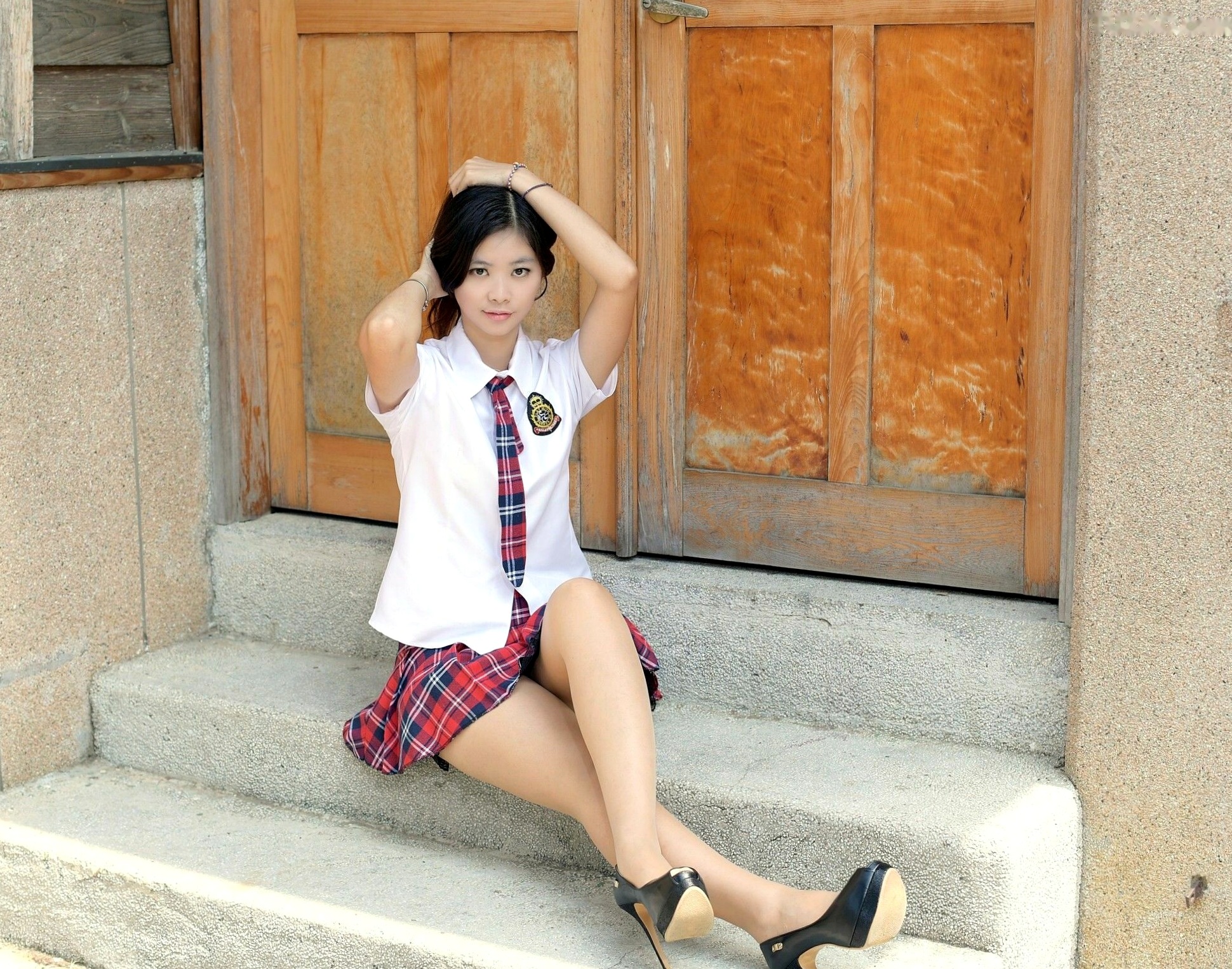 Gallery - 台湾正妹小雯成大校外拍制服写真，青春学妹校服诱惑秀精致美腿，清新校园风系列写真集台湾清纯制服校服美腿 女神私房照_秀色女神 - image 30