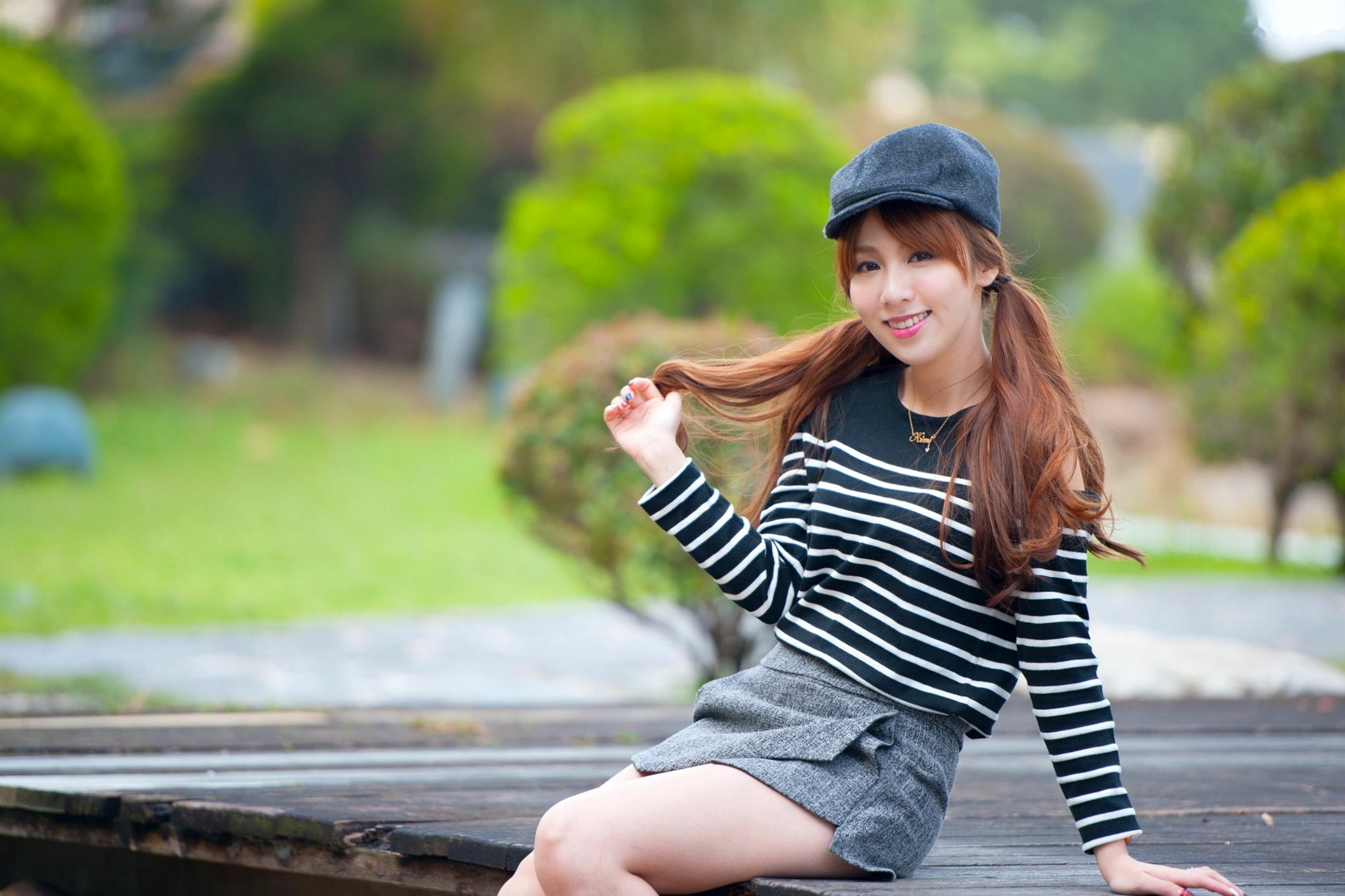 Gallery - 台湾正妹Kimi步吕思莹时尚户外街拍写真，清纯甜美都市旅拍气质女神美图台湾清新街拍治愈系女神 女神私房照_秀色女神 - image 7