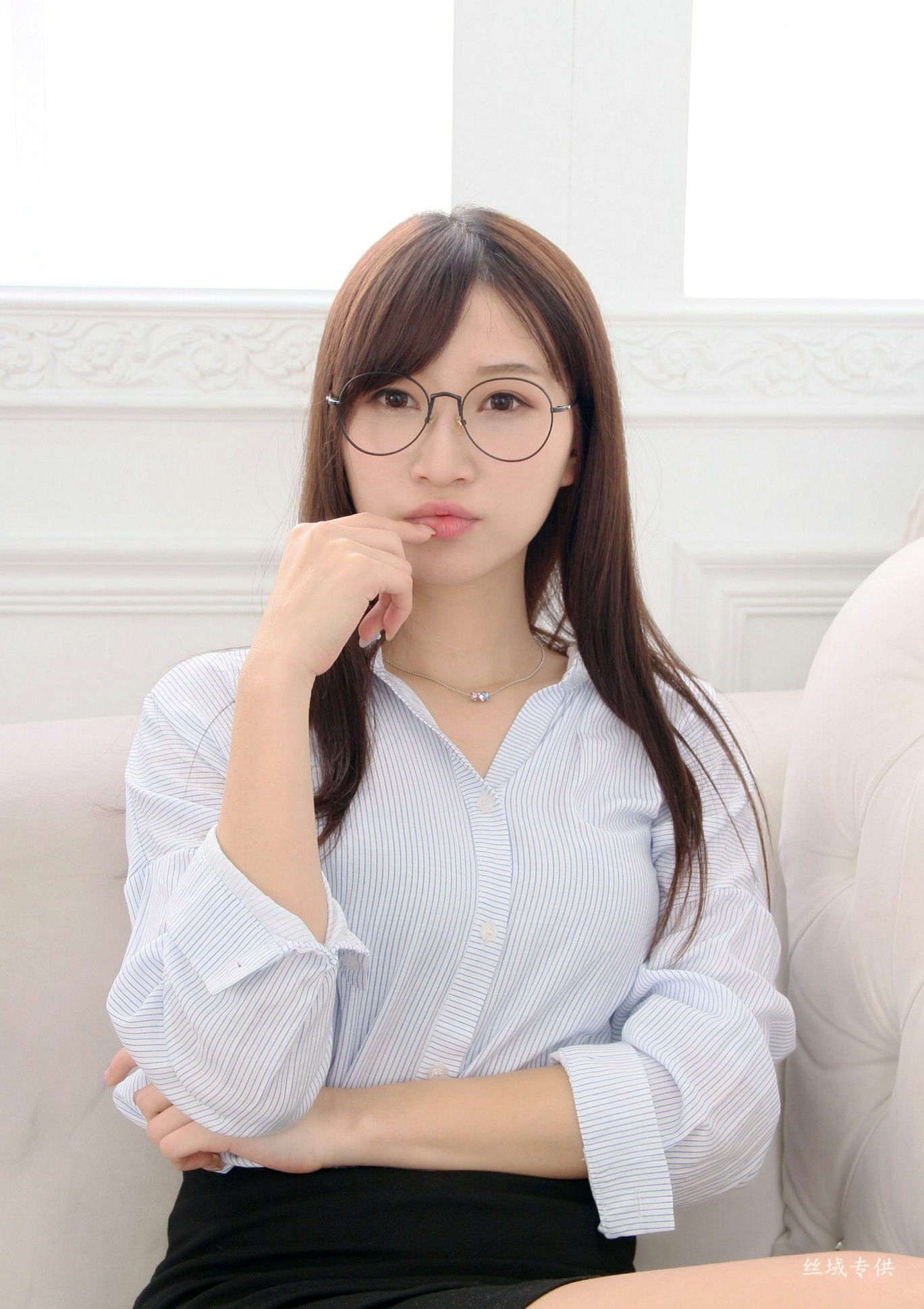Gallery - 台湾正妹小筑兒《55棚拍》高跟OL职业装私房写真集，利落干练尽显职场气质，极品美腿演绎清纯与诱惑台湾气质美腿制服私房照 女神私房照_秀色女神 - image 11