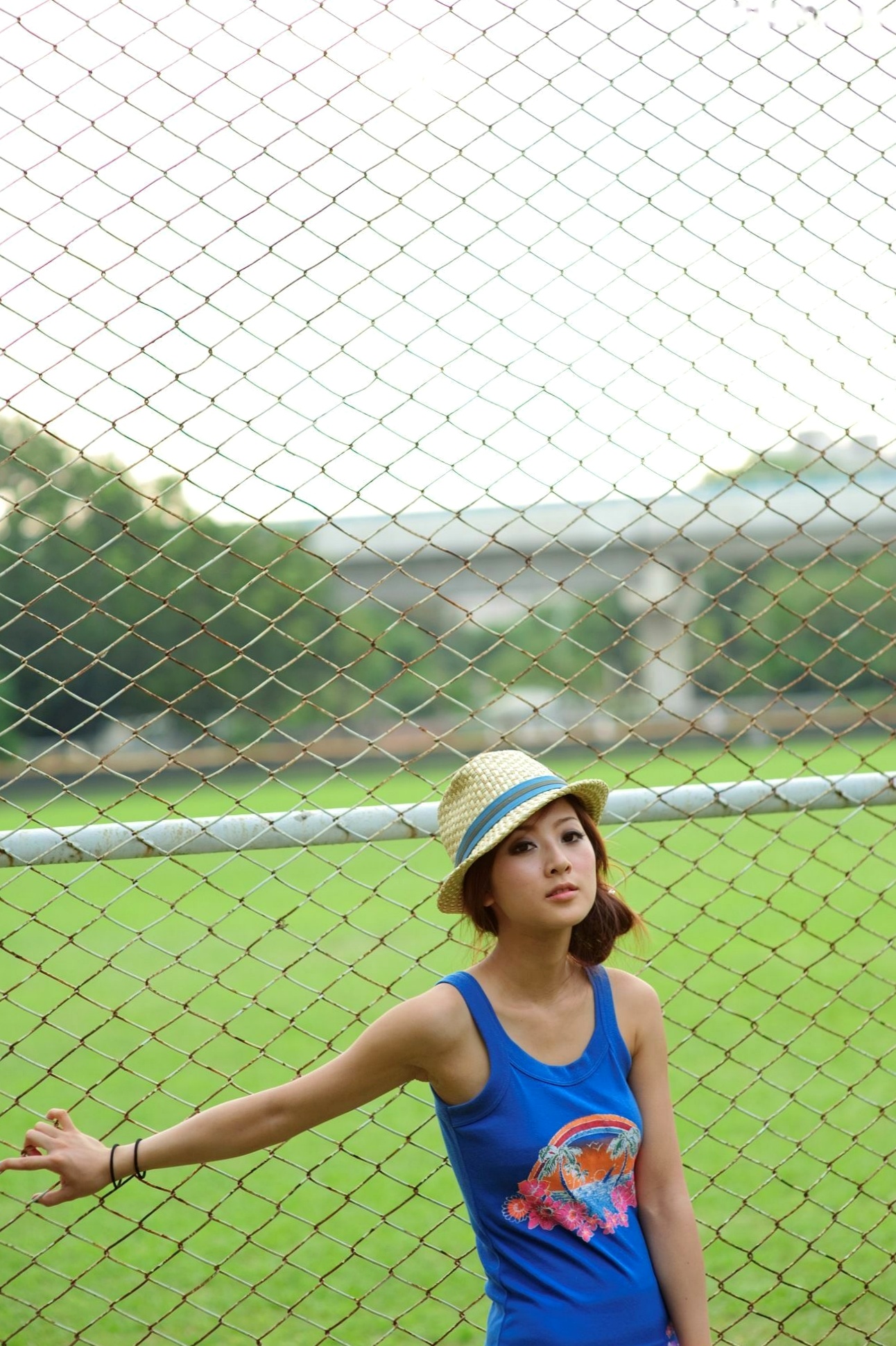 Gallery - 台湾正妹组合果子、小品、兔兔《国光社区外拍》第II部，清新甜美街拍写真，展现邻家青春活力台湾街拍清新治愈系 女神私房照_秀色女神 - image 34