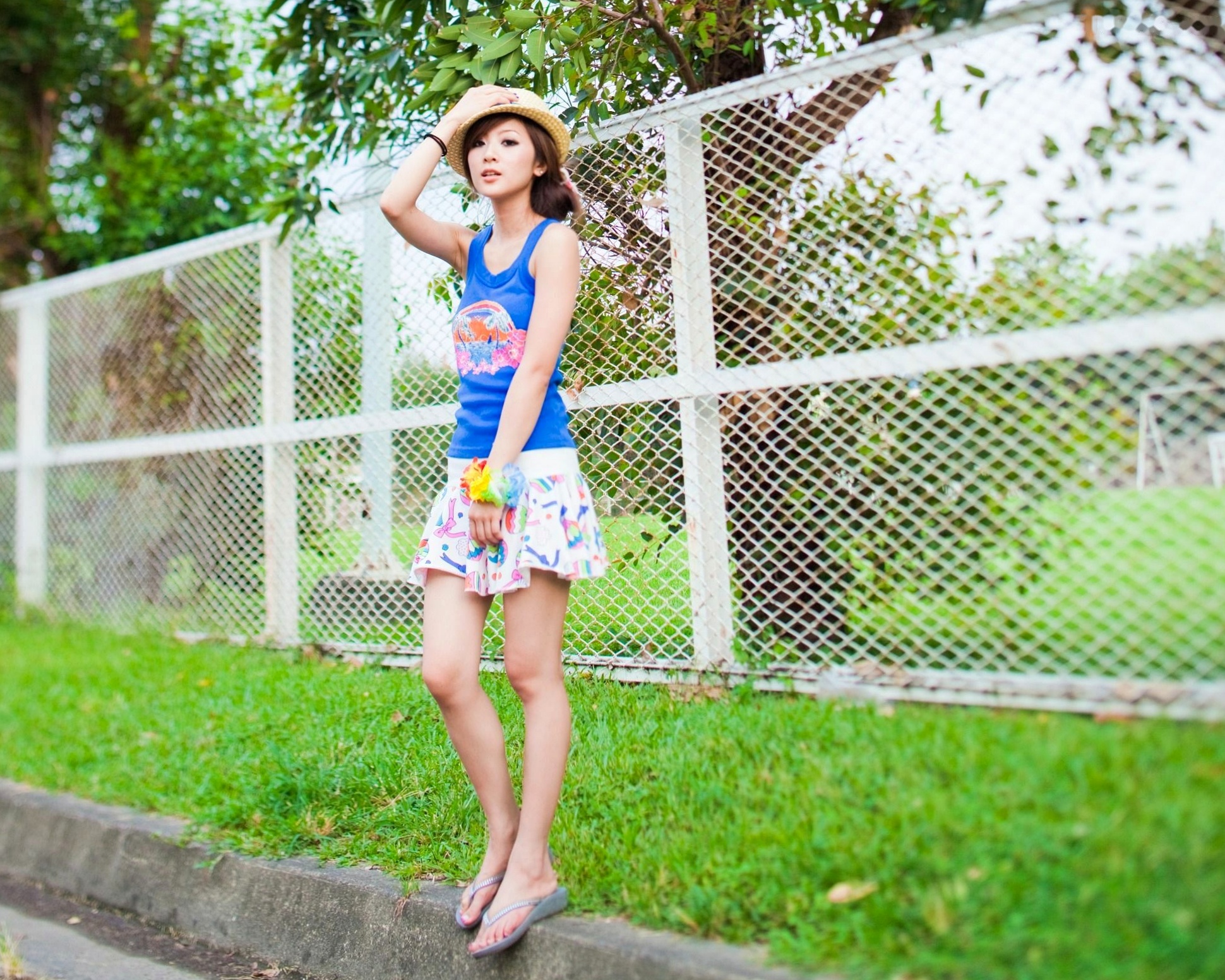 Gallery - 台湾正妹组合果子、小品、兔兔《国光社区外拍》第II部，清新甜美街拍写真，展现邻家青春活力台湾街拍清新治愈系 女神私房照_秀色女神 - image 96
